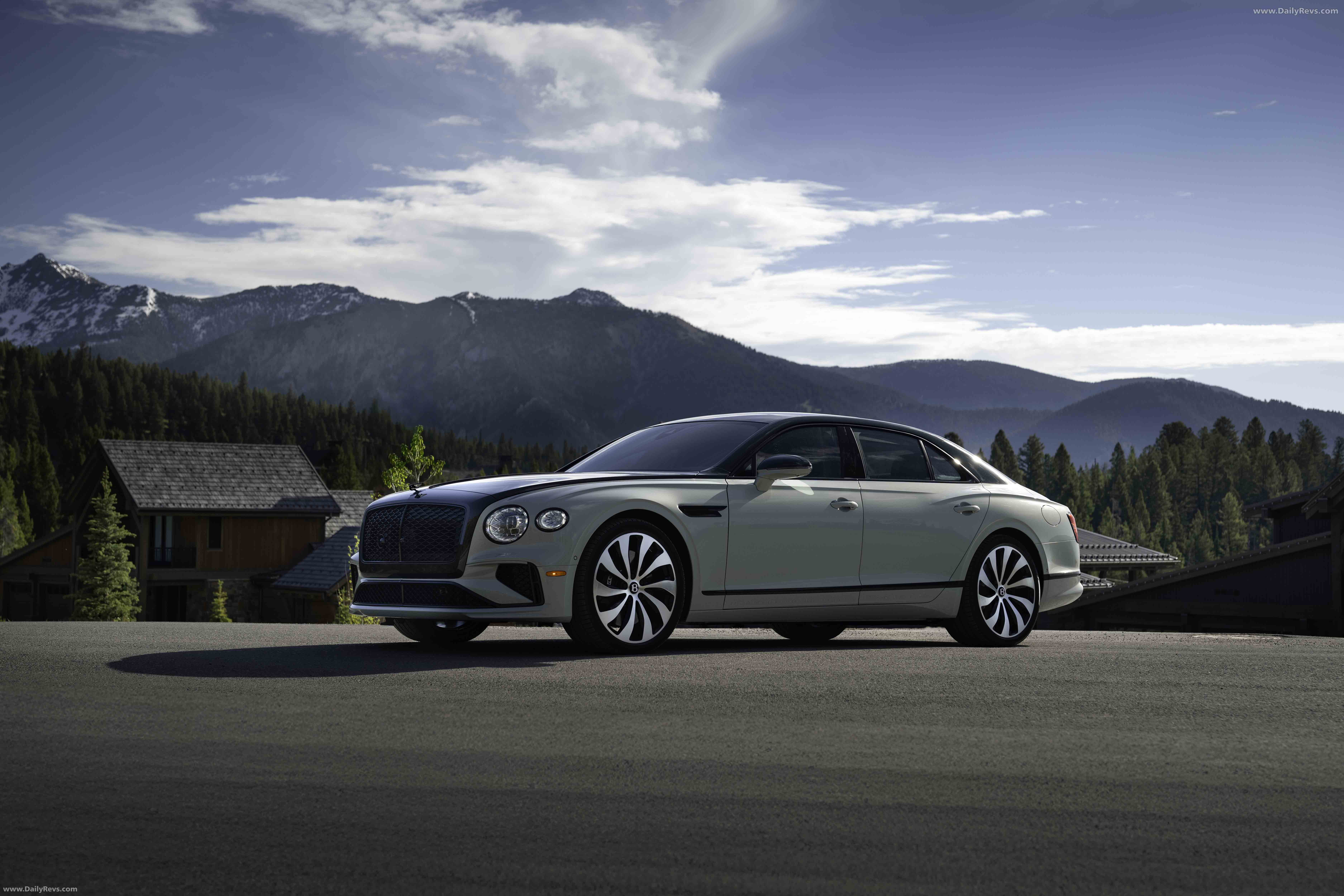 2025 Bentley Flying Spur Cumbarian Green Front View