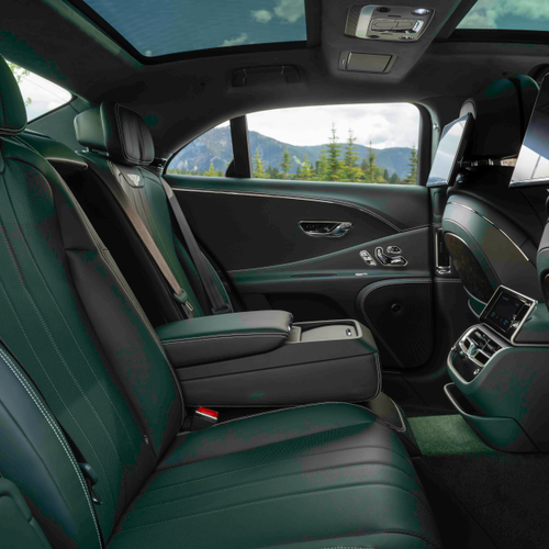 2025 Bentley Flying Spur Cumbarian Green Interior