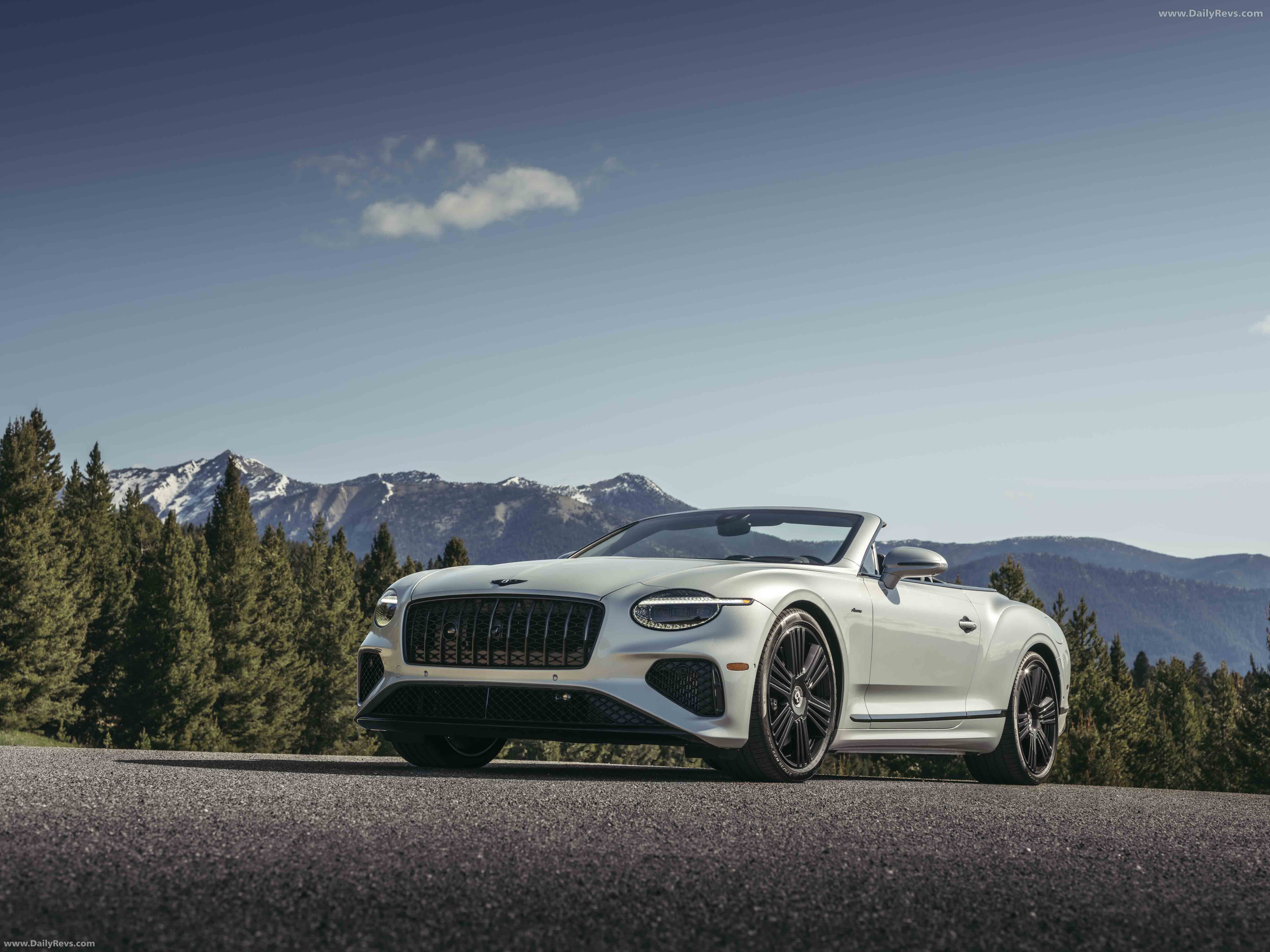 2026 Bentley Continental GTC Azure Front View