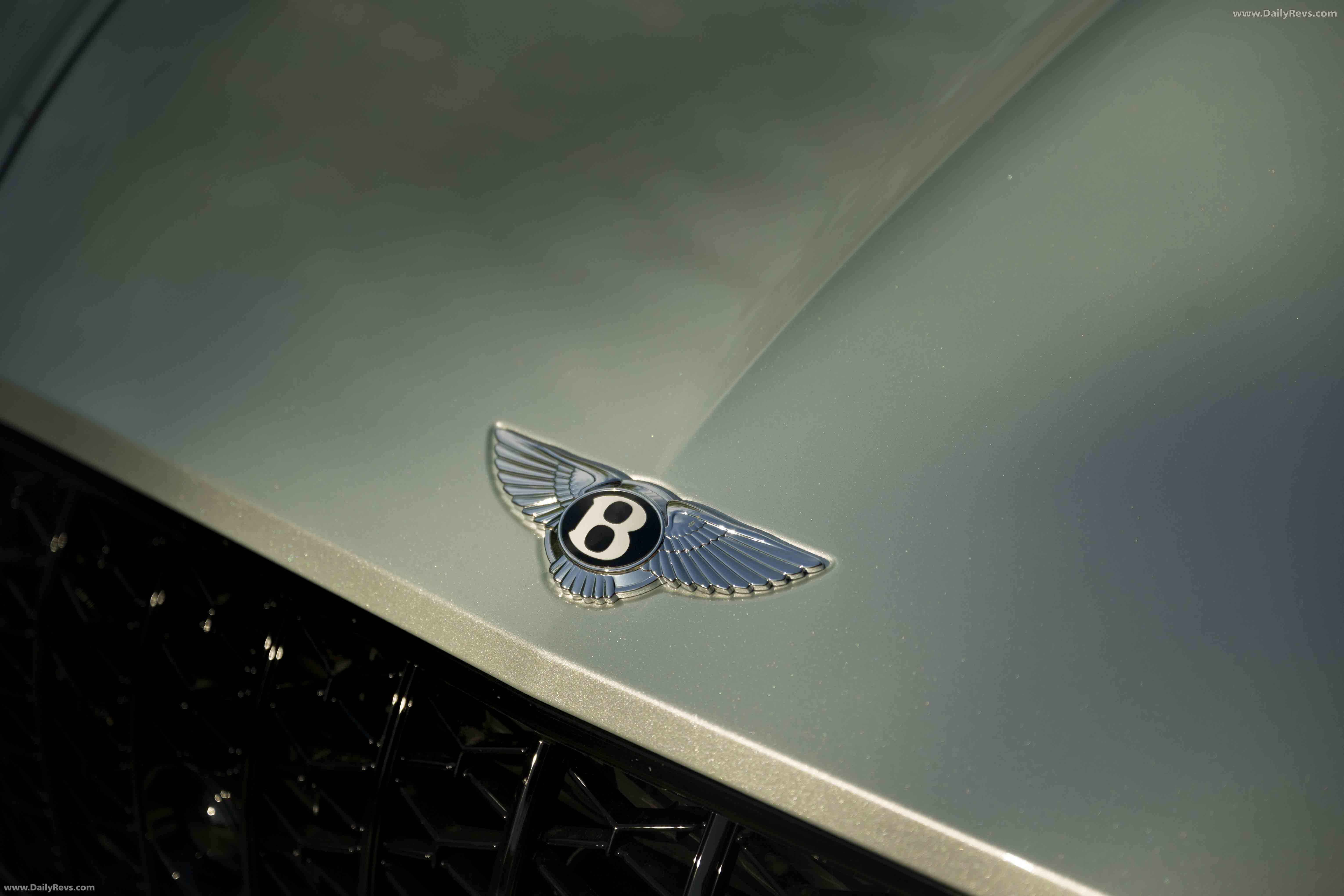 2026 Bentley Continental GTC Azure Exterior