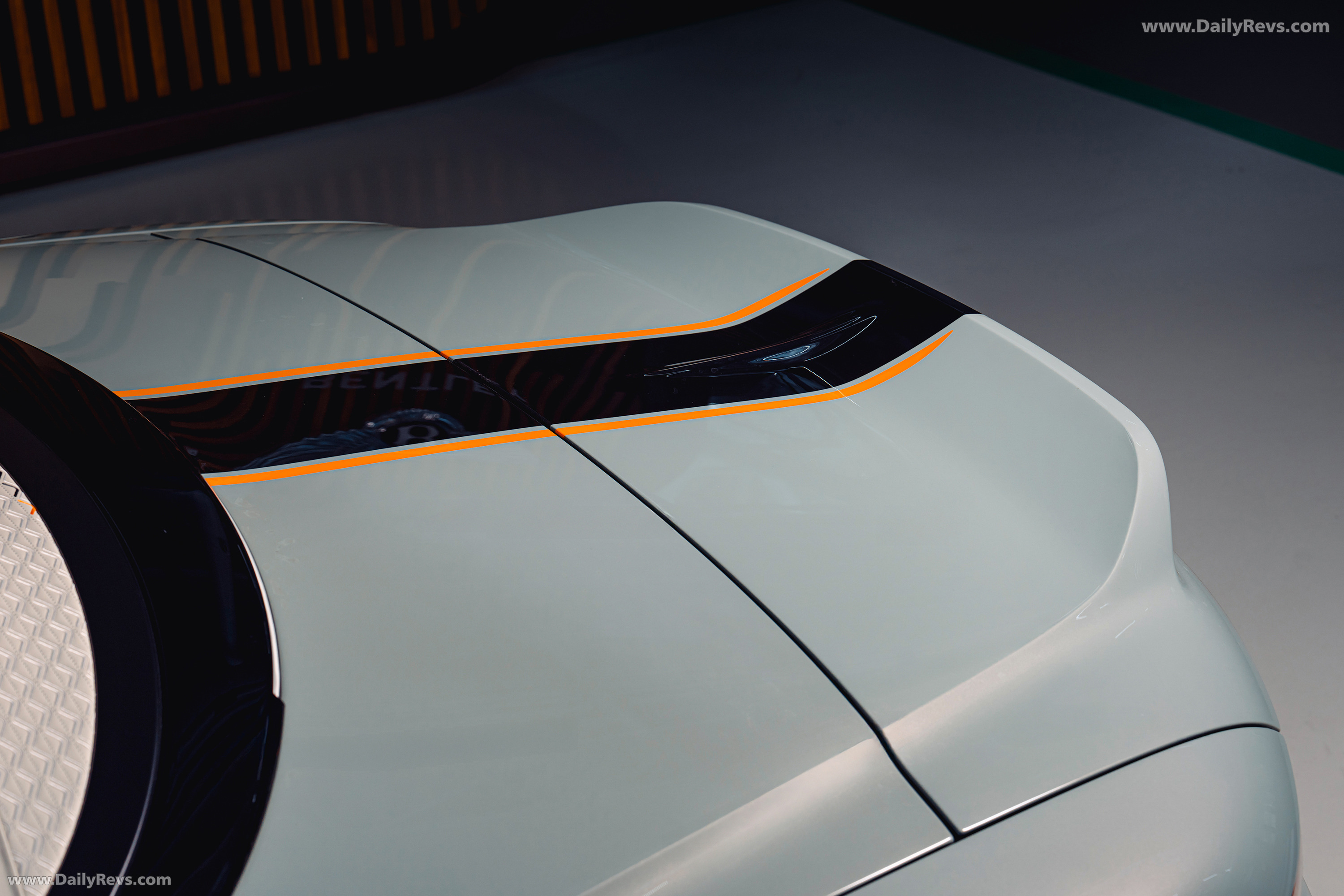 2026 Bentley Batur Convertible Mulliner Exterior
