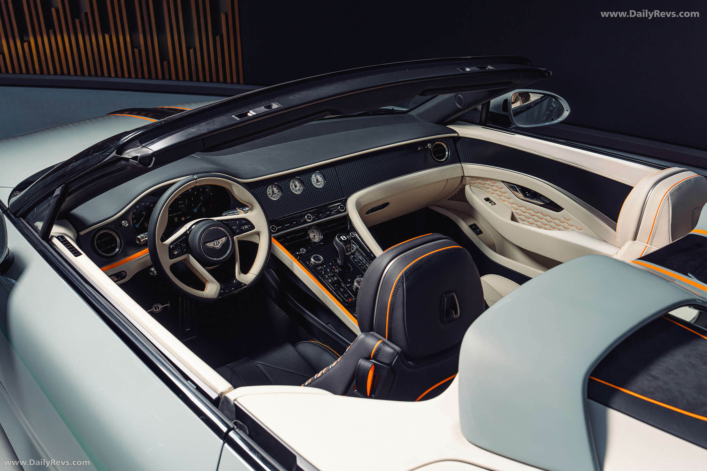 2026 Bentley Batur Convertible Mulliner Interior