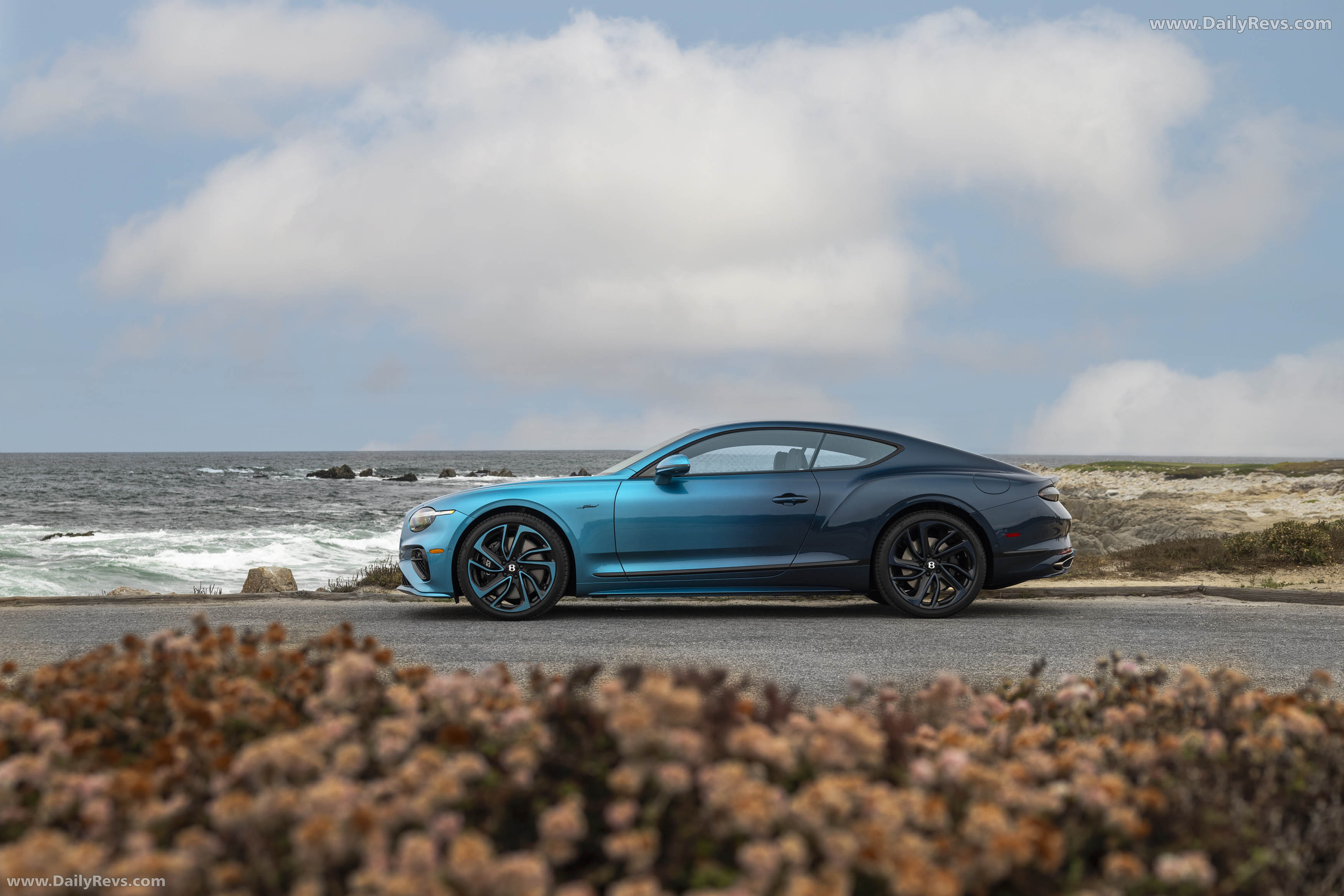 2025 Bentley Continental GT Speed Ombre by Mulliner Side View