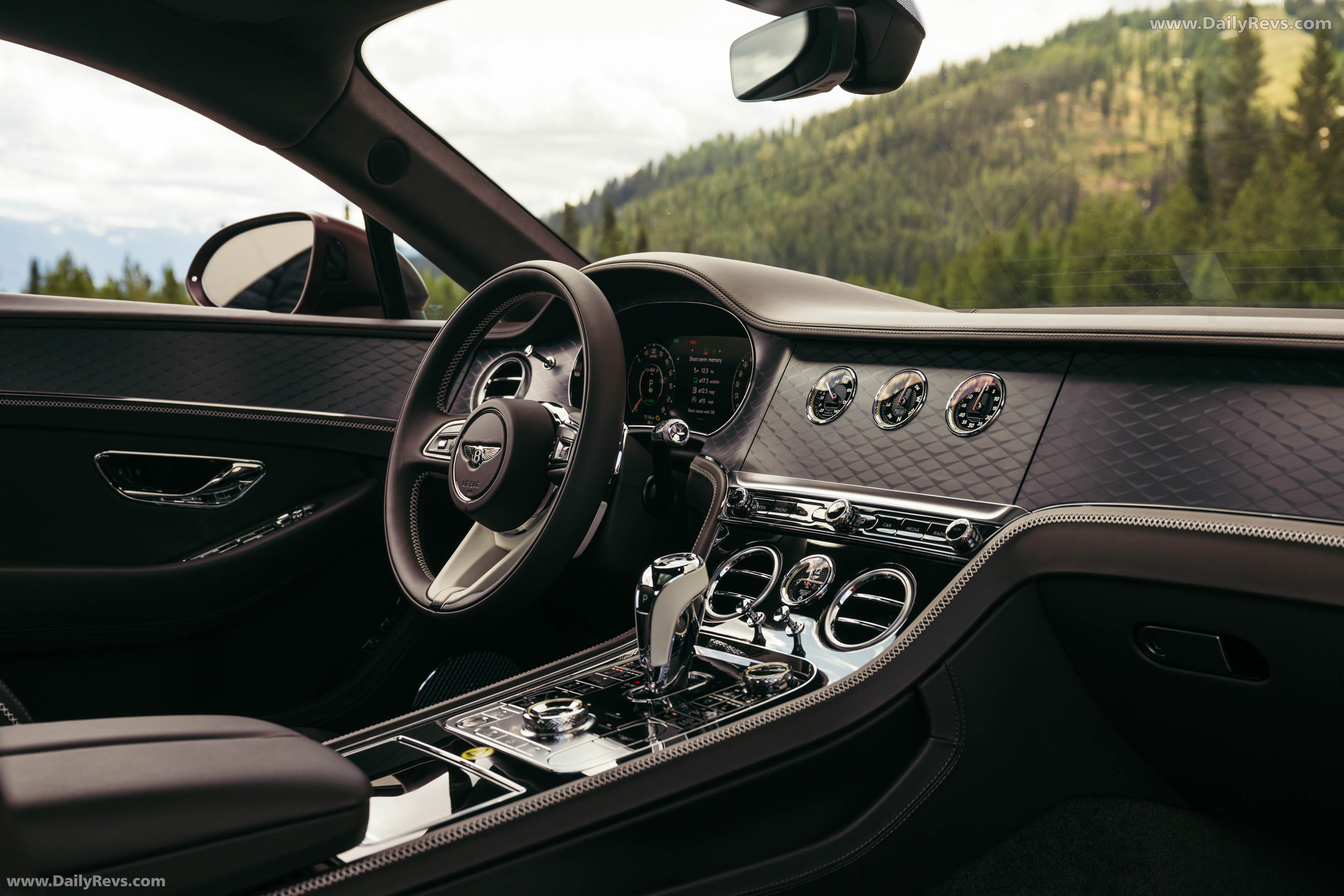 2025 Bentley Continental GT Cricket Ball Satin Interior