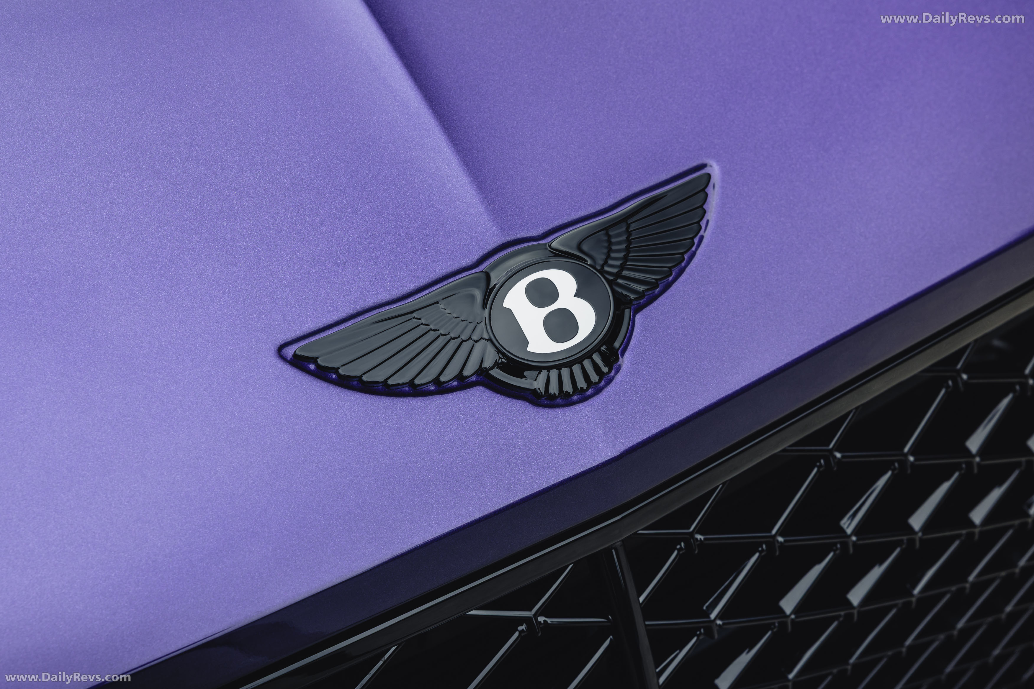 2026 Bentley Continental GTC Violette Exterior