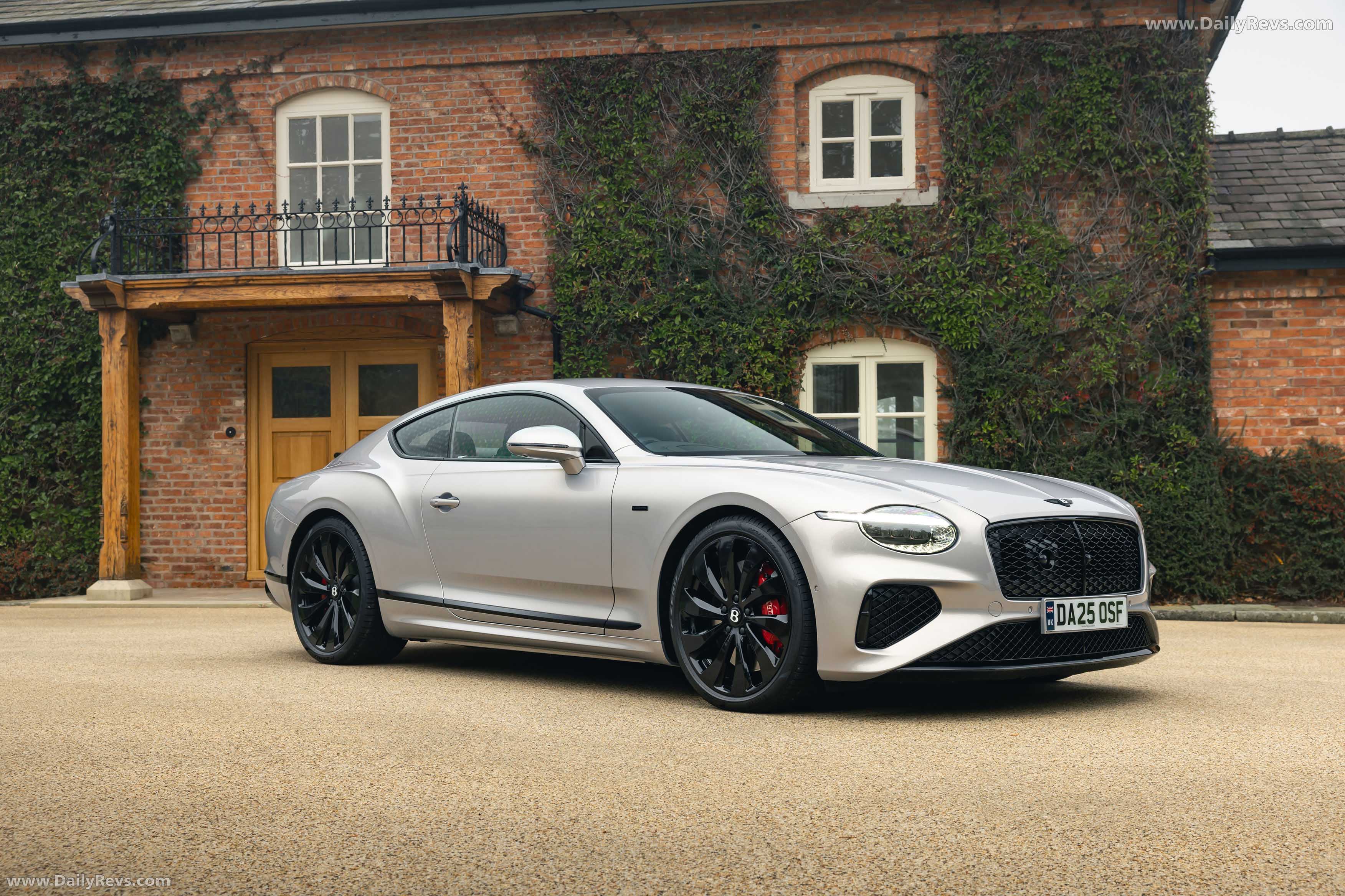 2026 Bentley Continental GT Black Edition Front View