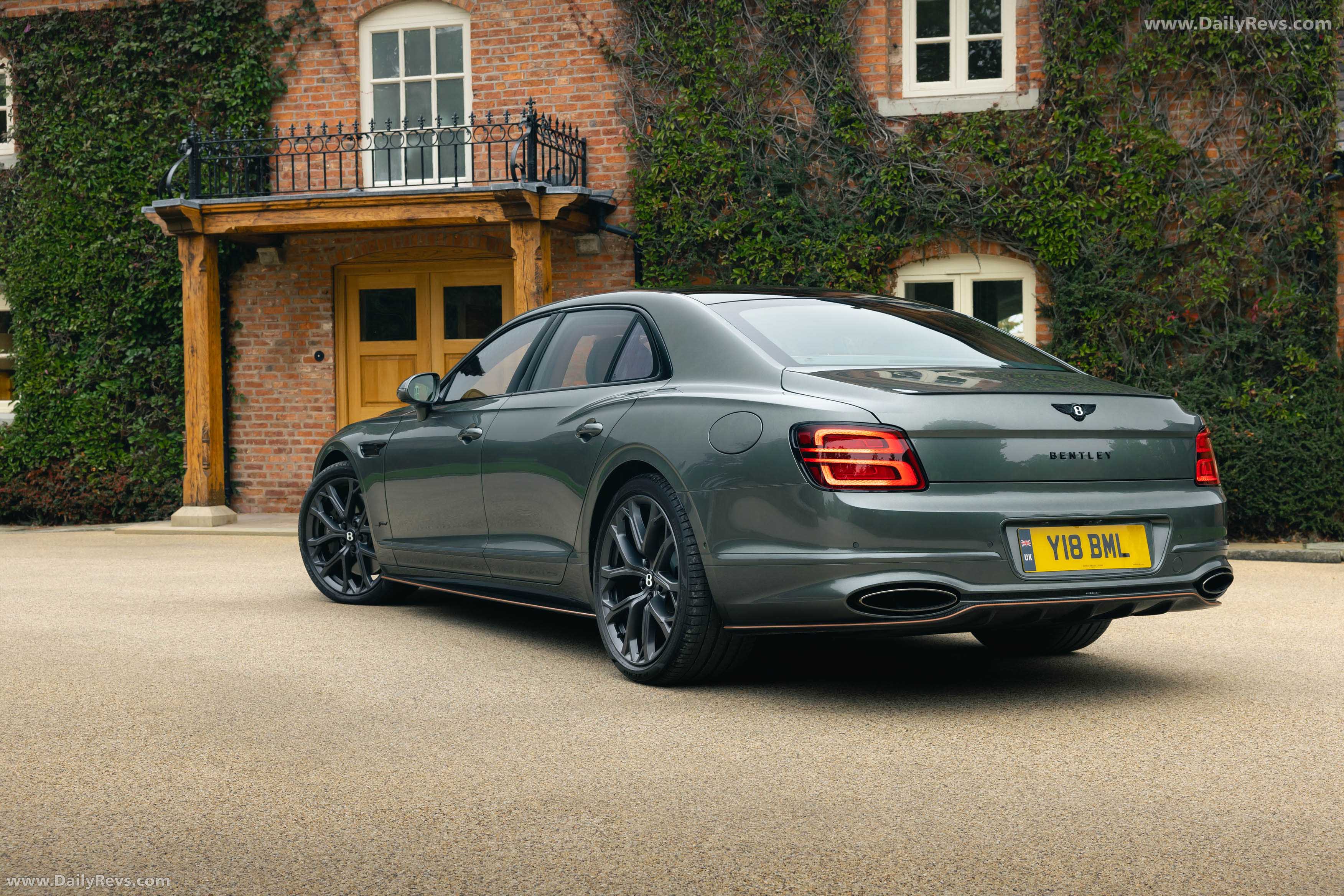 2025 Bentley Flying Spur Speed Cypress Rear View