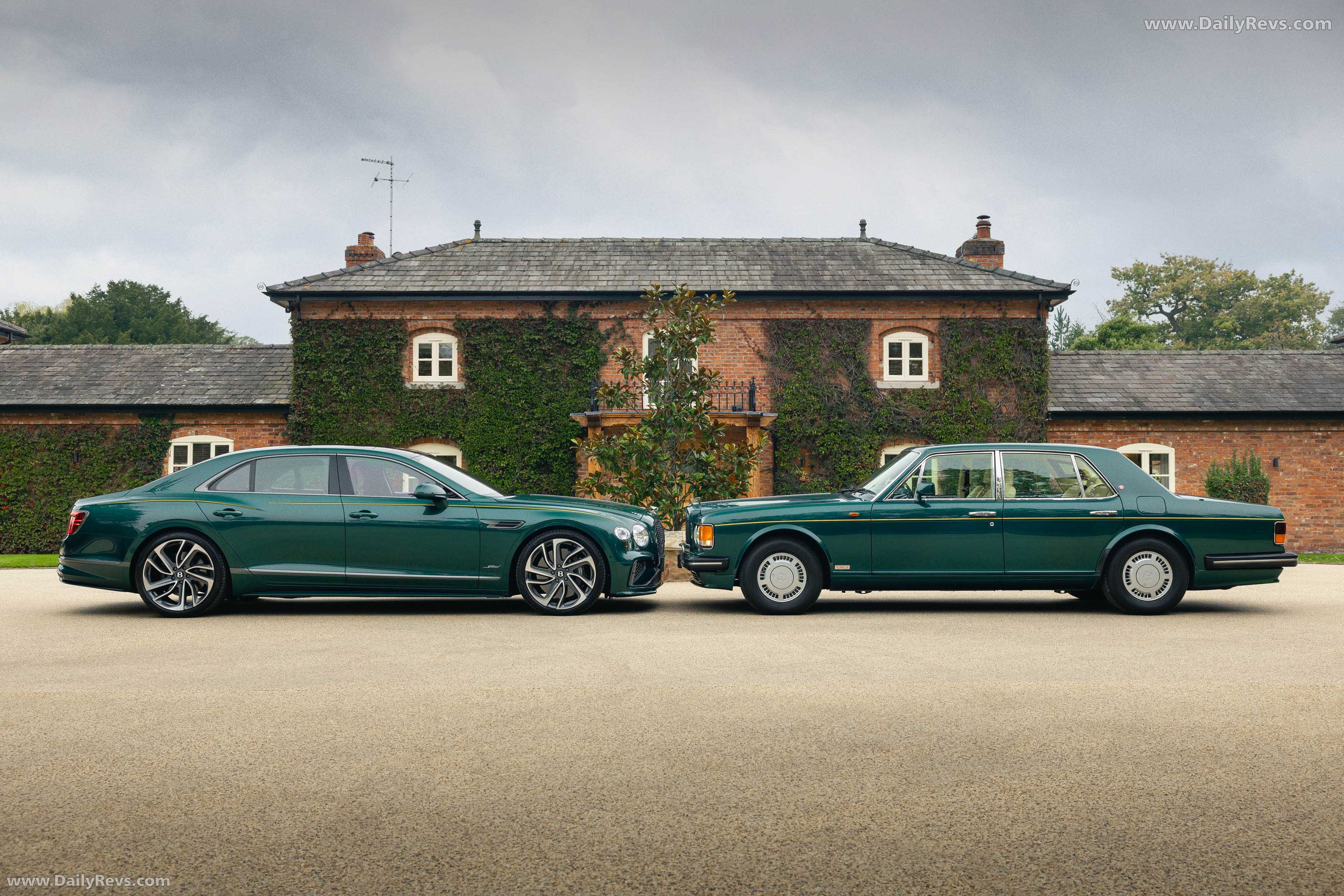 1991 Bentley Turbo R Side View
