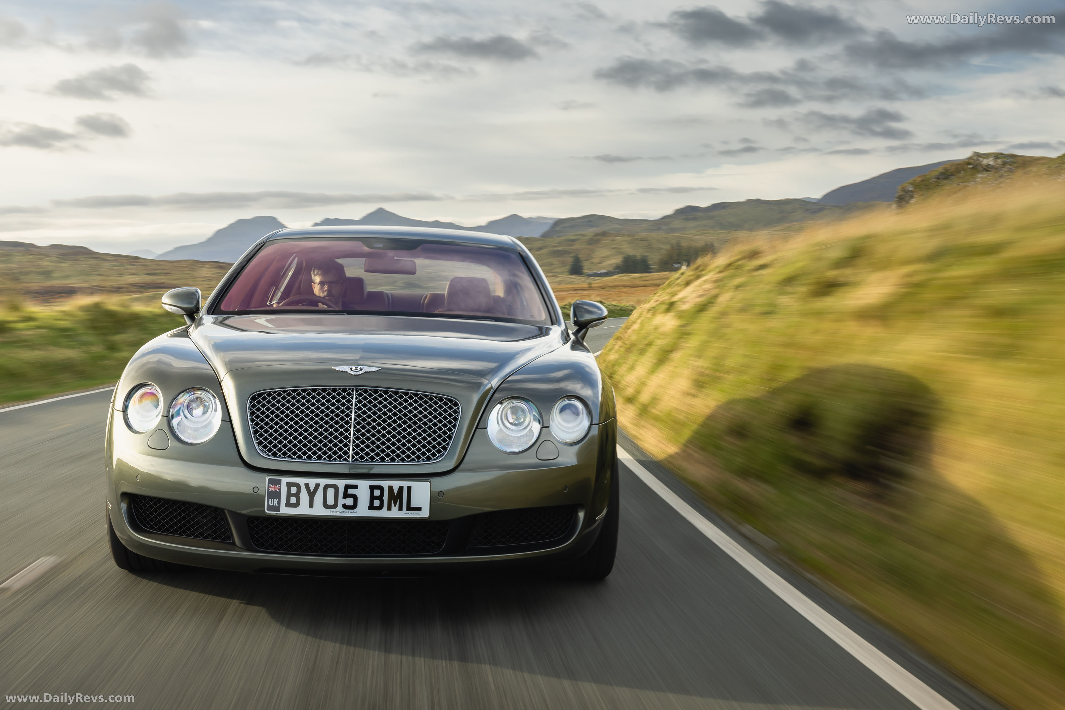 2005 Bentley Continental Flying Spur Front View