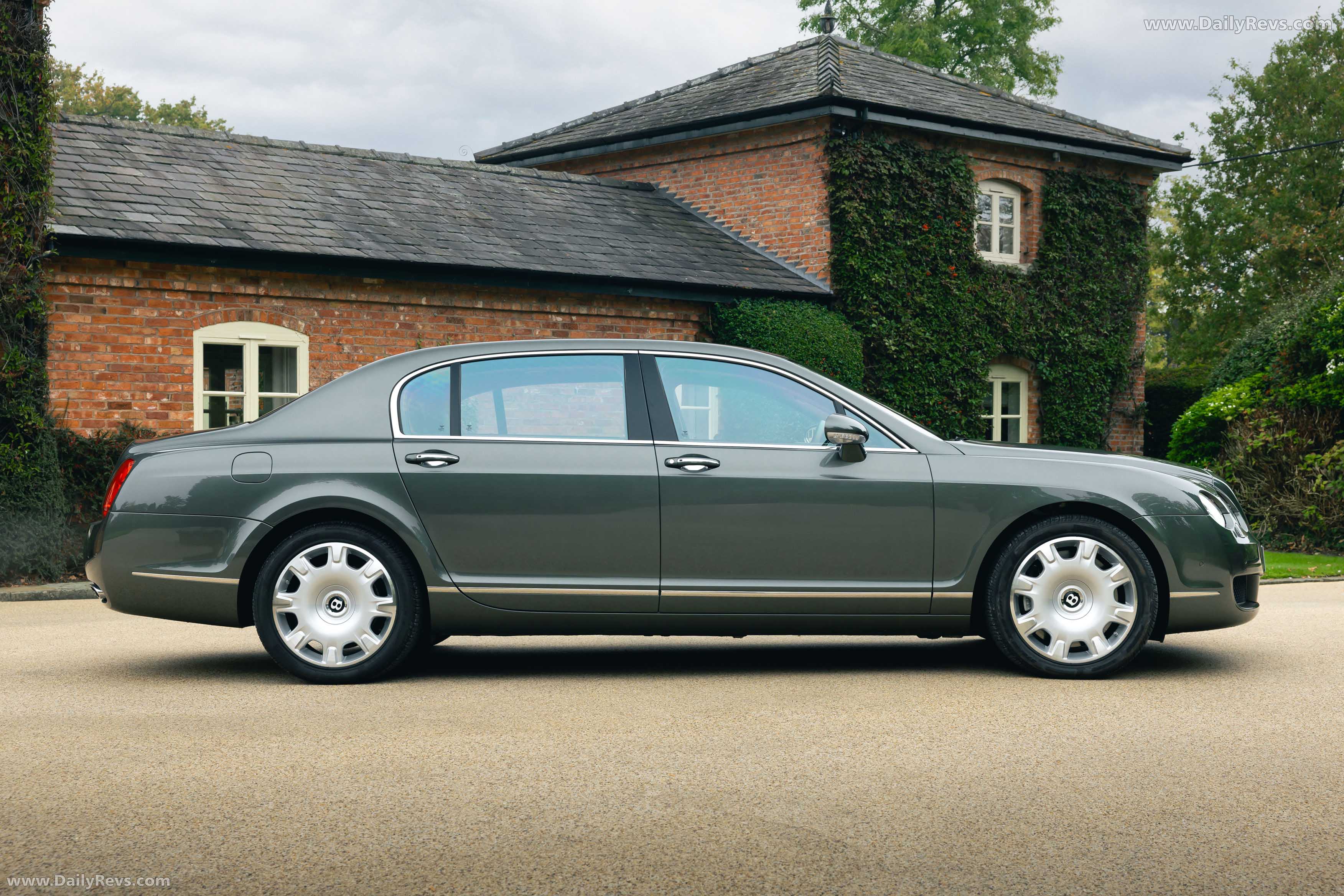 2005 Bentley Continental Flying Spur Side View