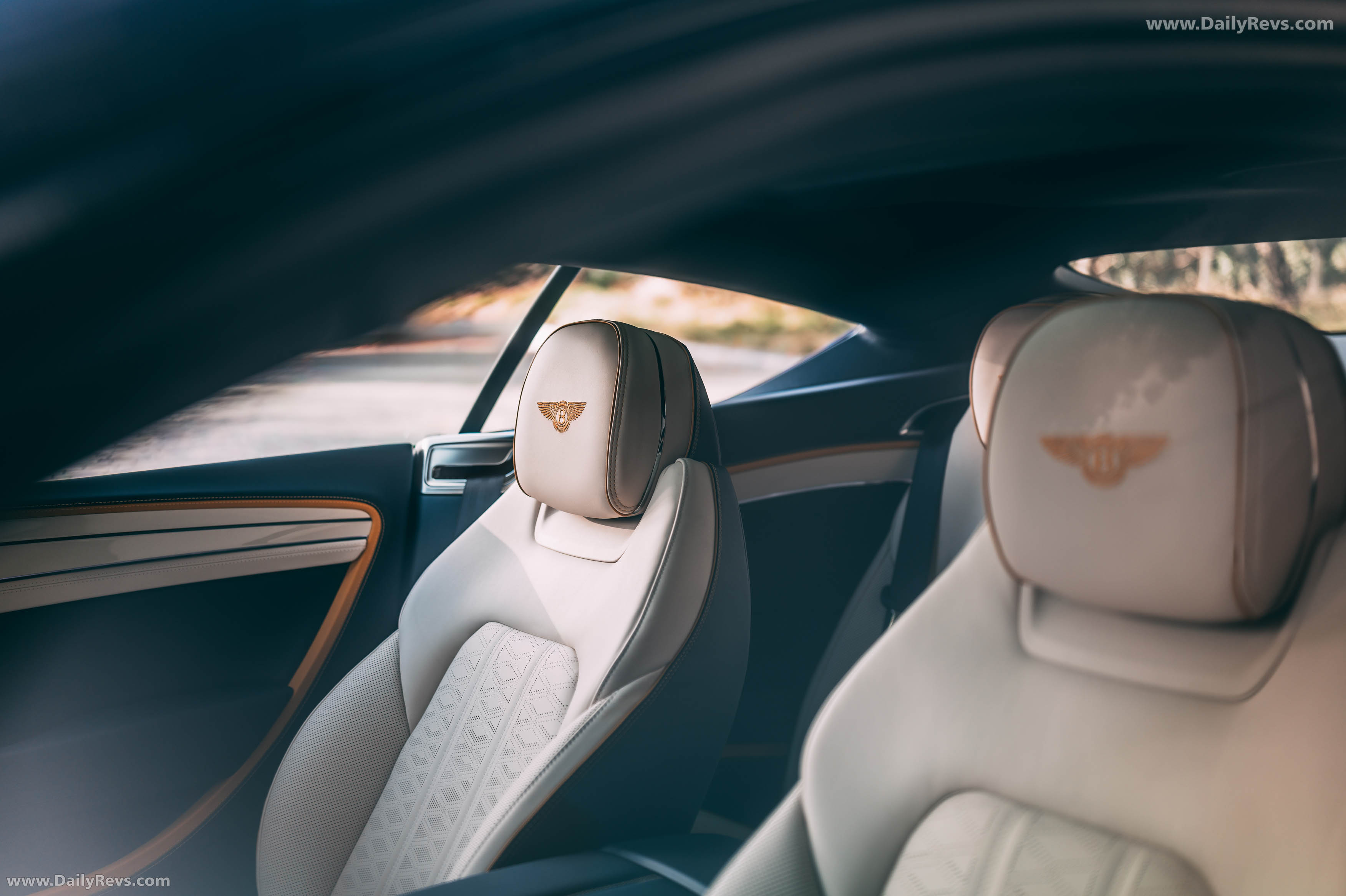 2026 Bentley Continental GT Van Gogh Dutch Masters Collection Car 03 