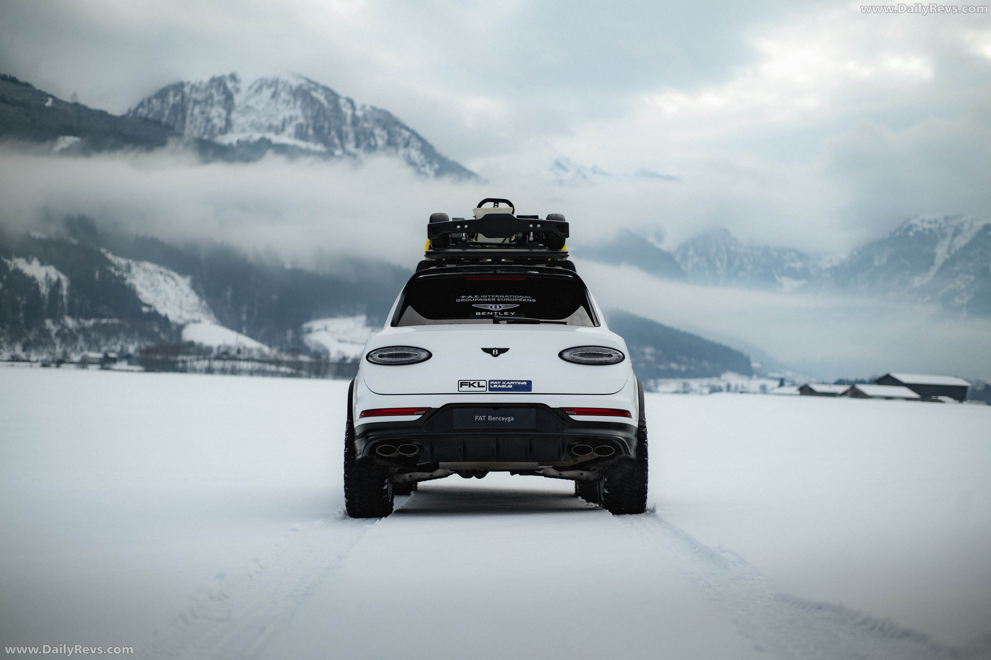 2026 Bentley Bentayga X Concept Rear View