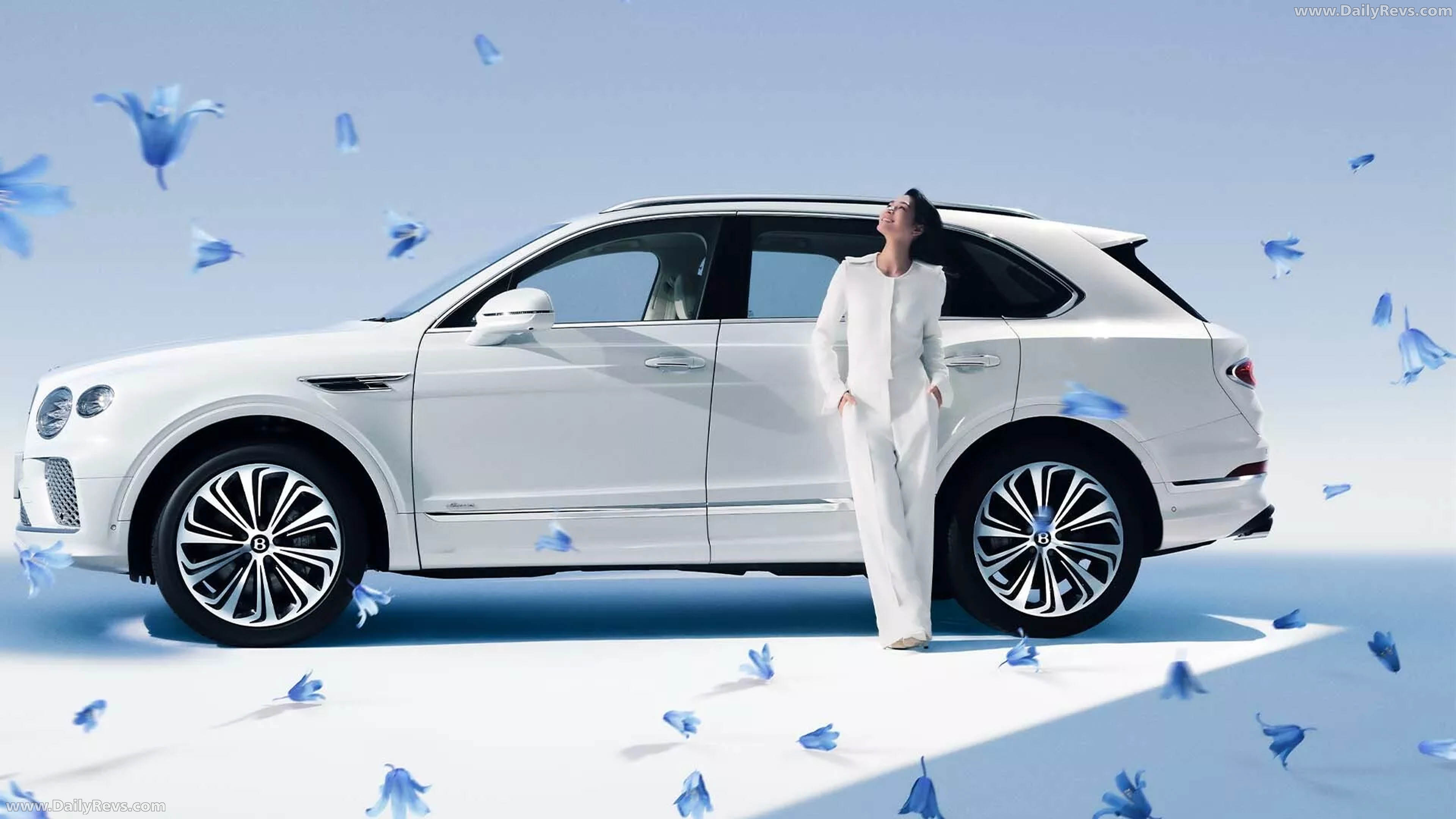 2026 Bentley Bentayga Something Blue Collection Side View