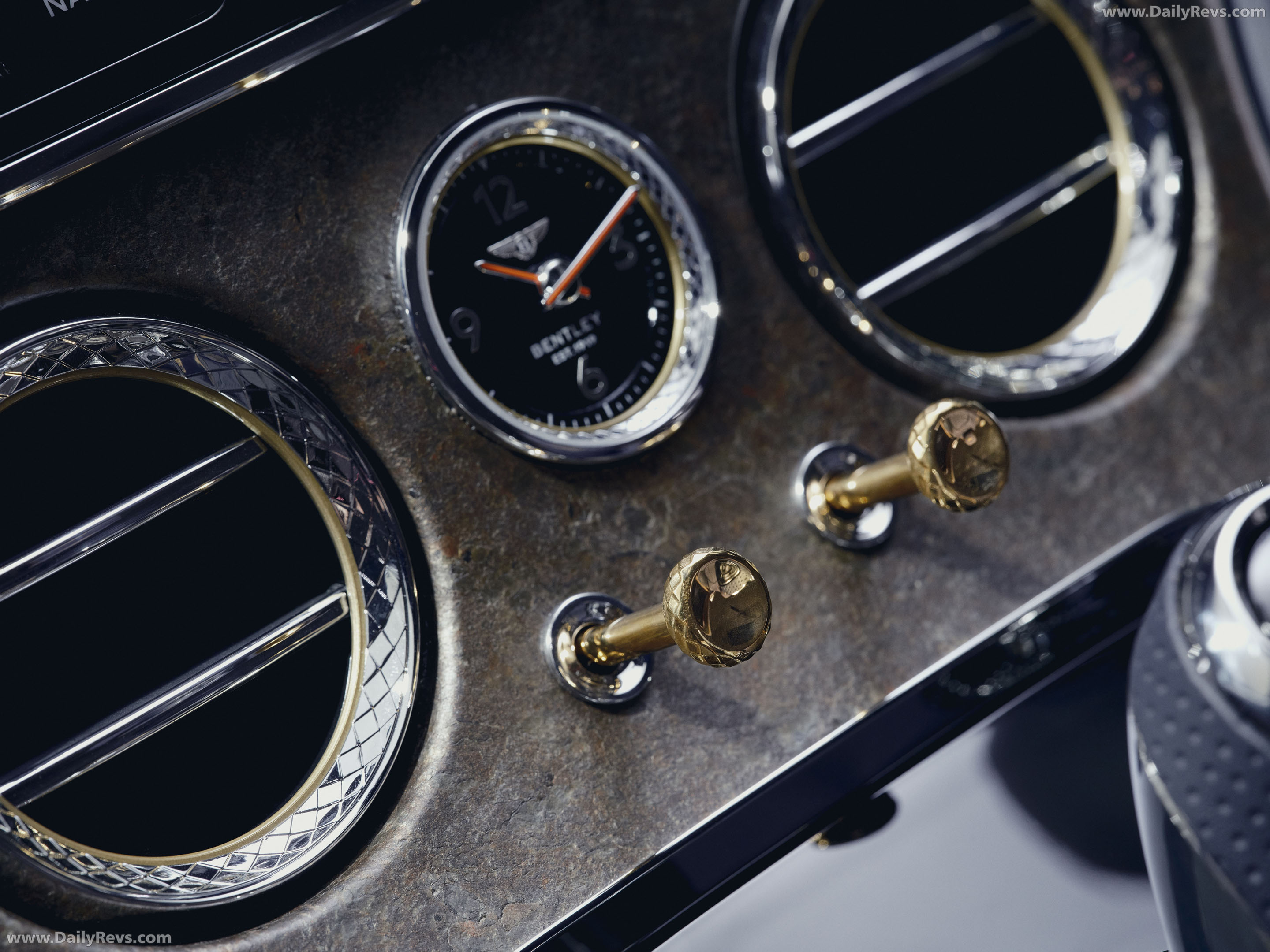 2026 Bentley Continental GTC Extraordinary Women Interior