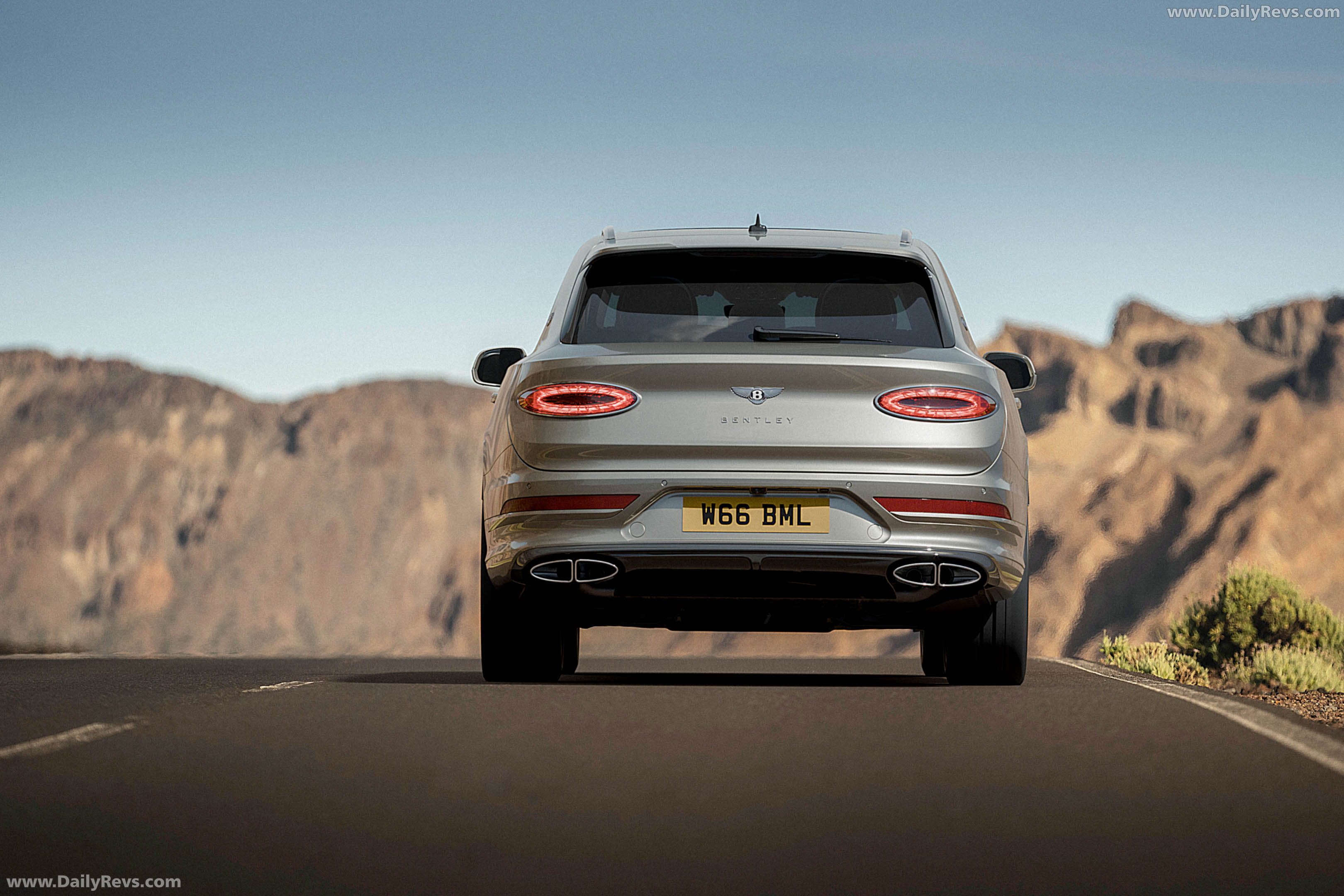 2027 Bentley Bentayga Artenara Edition Rear View