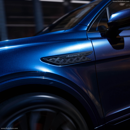 2027 Bentley Bentayga Artenara Edition Exterior