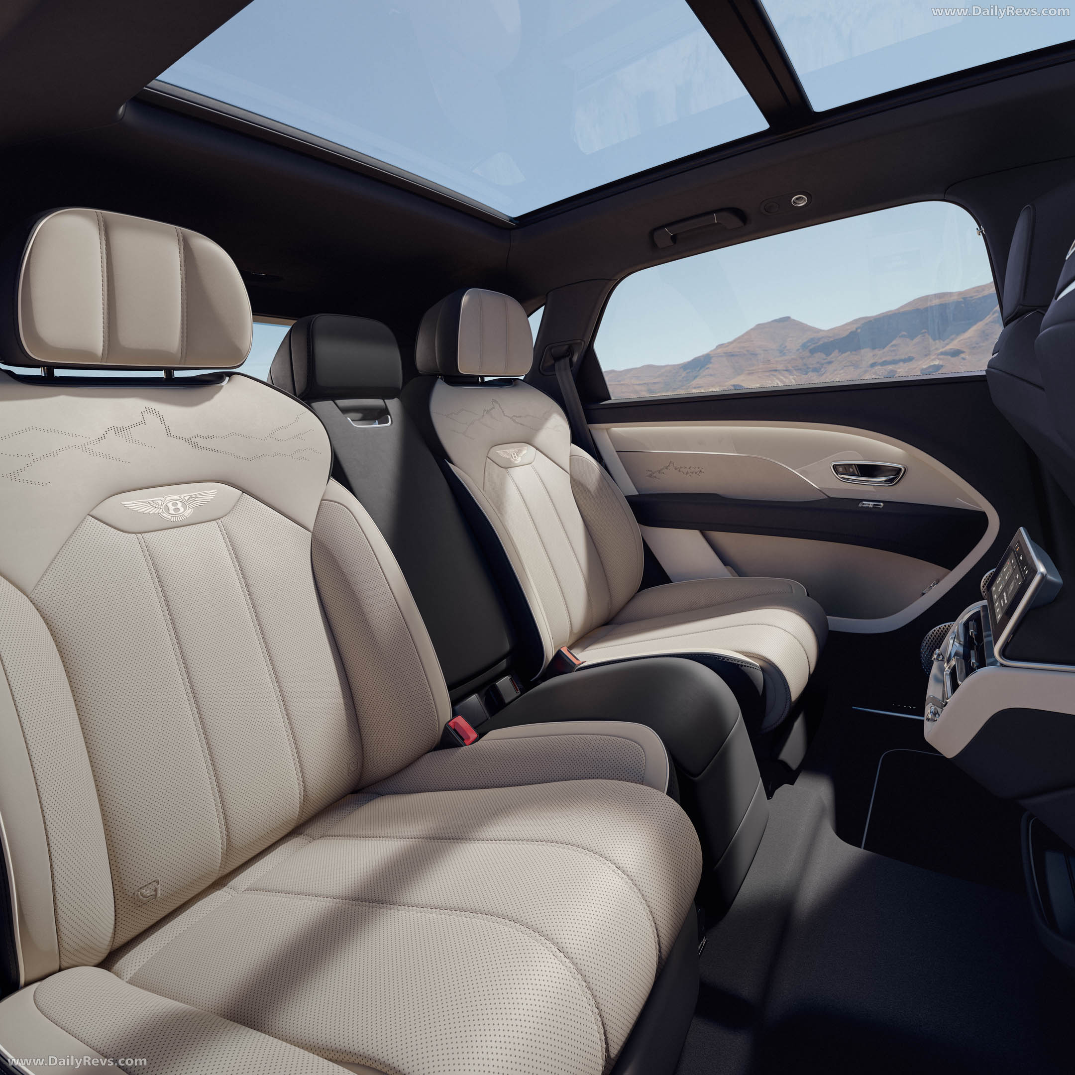 2027 Bentley Bentayga Artenara Edition Interior