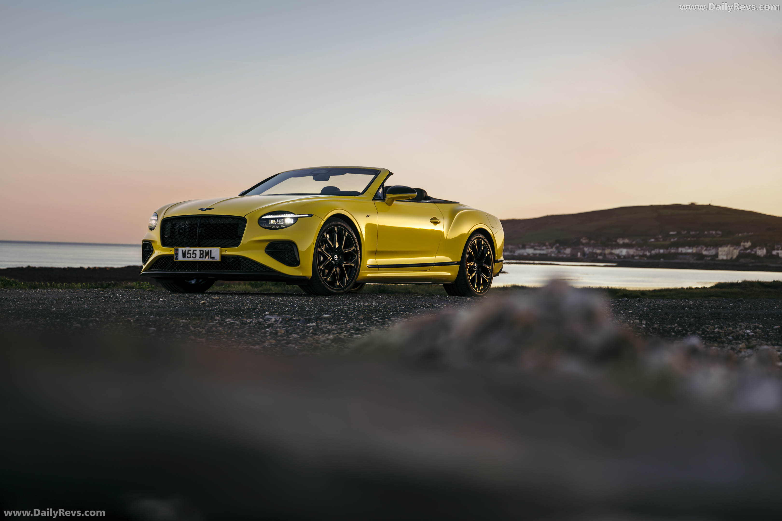 2027 Bentley Continental GTC S Cyber Yellow Front View