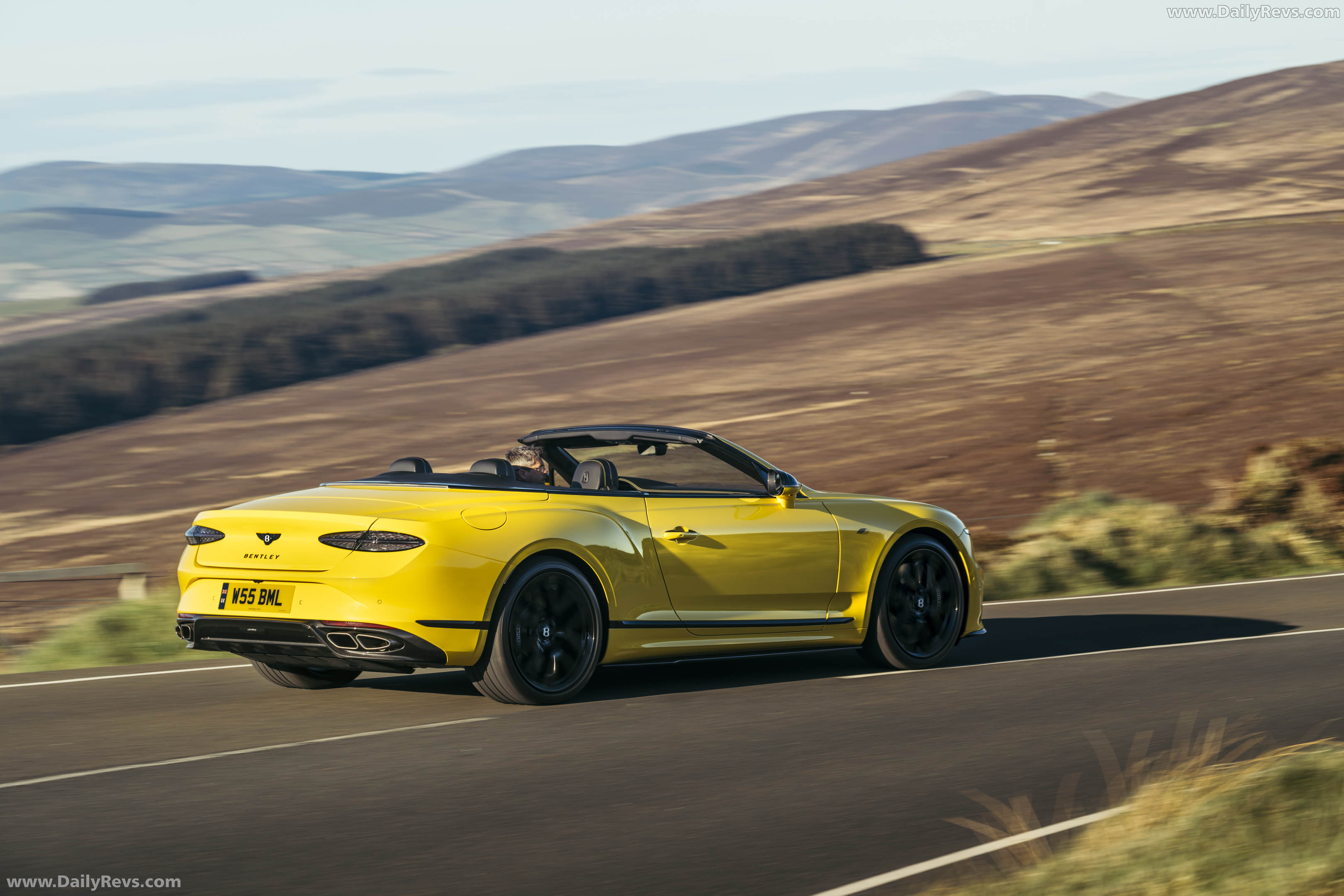 2027 Bentley Continental GTC S Cyber Yellow Rear View