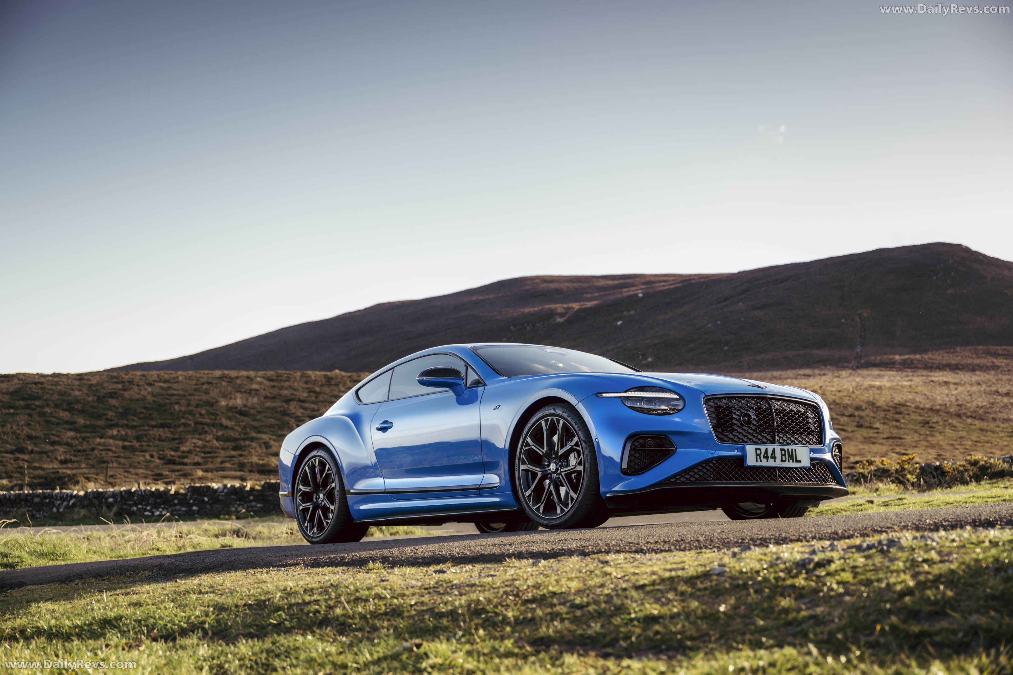 2027 Bentley Continental GT S UK Version Front View