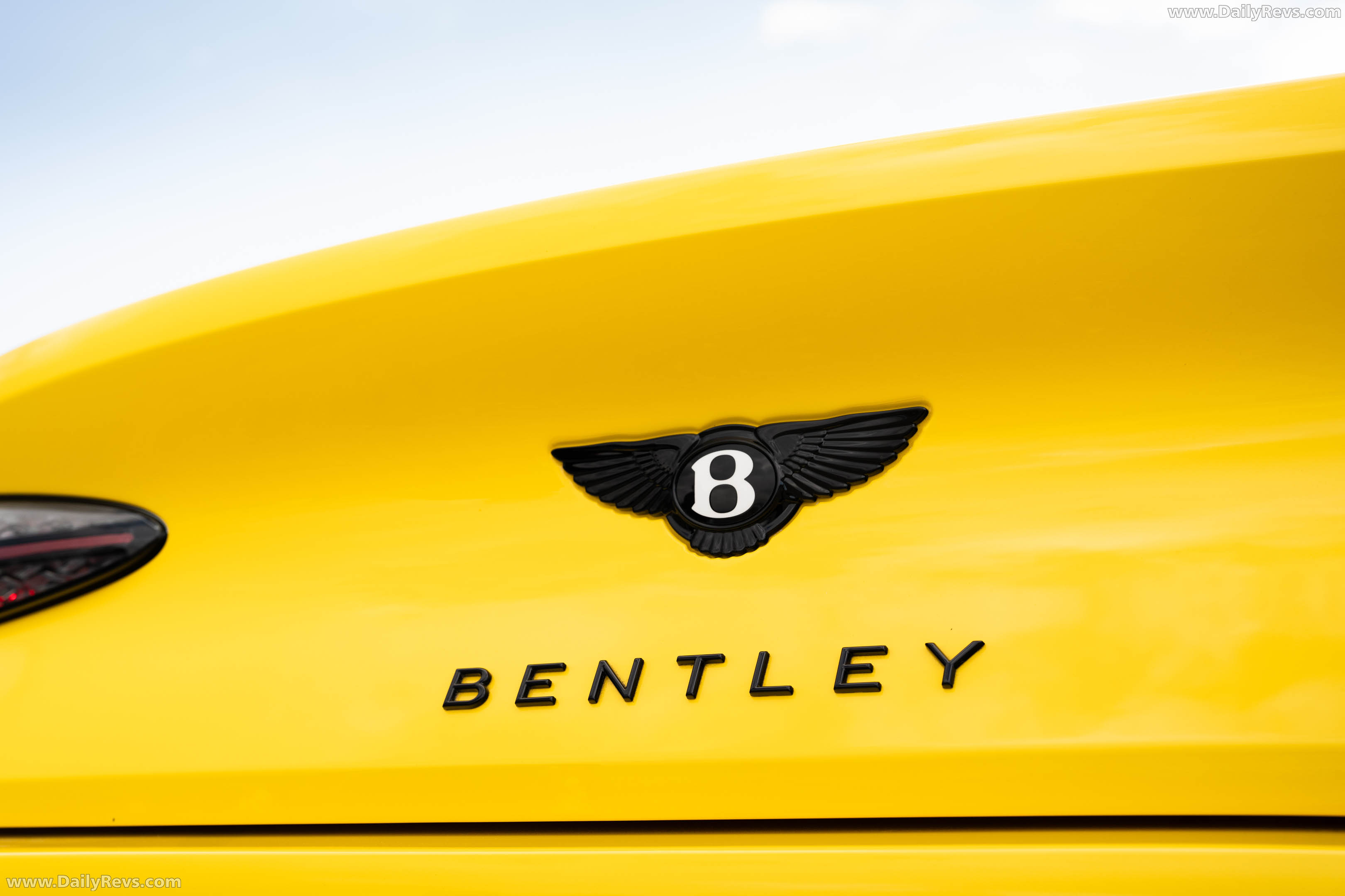 2027 Bentley Continental GTC S UK Version Exterior