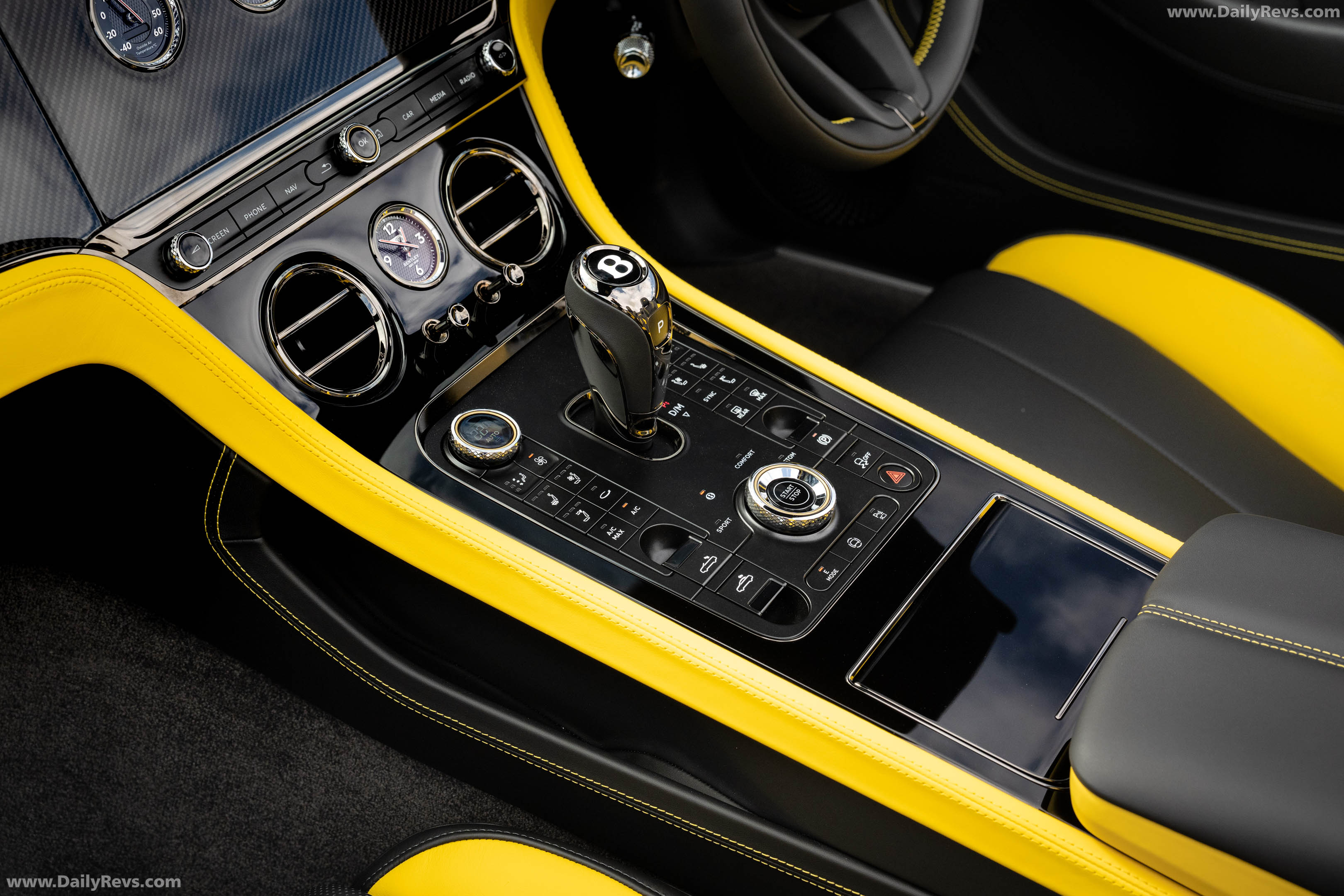 2027 Bentley Continental GTC S UK Version Interior