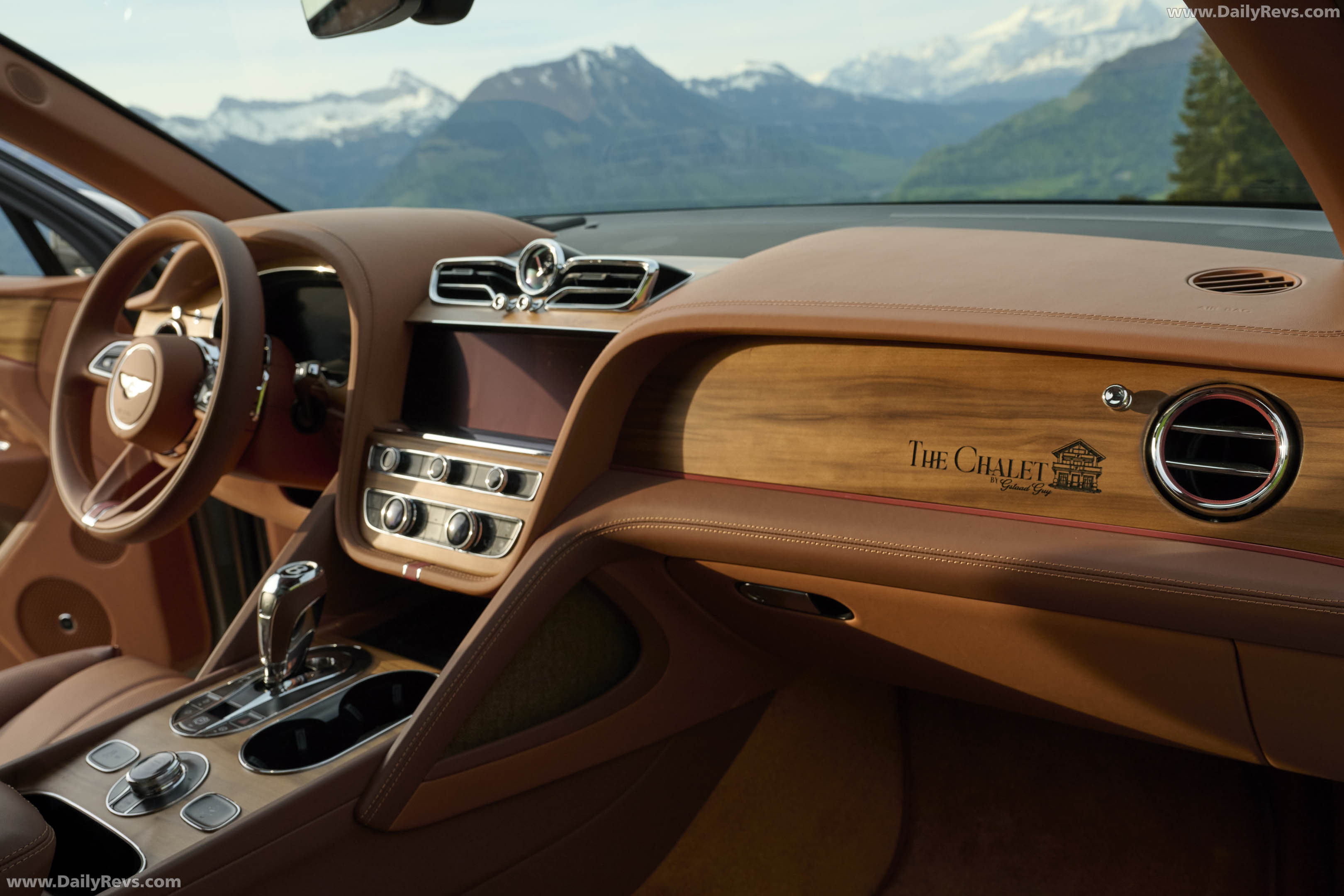 2026 Bentley Bentayga EWB Chalet Edition Interior