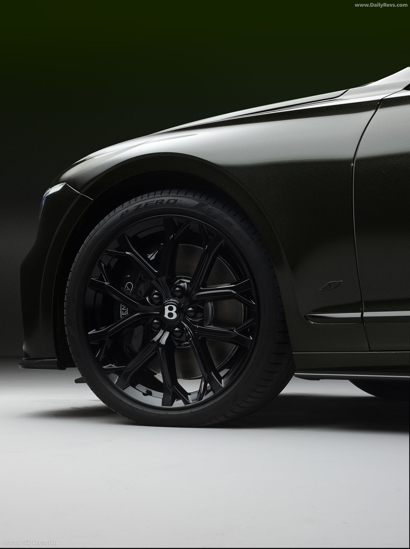 2027 Bentley Flying Spur S Exterior