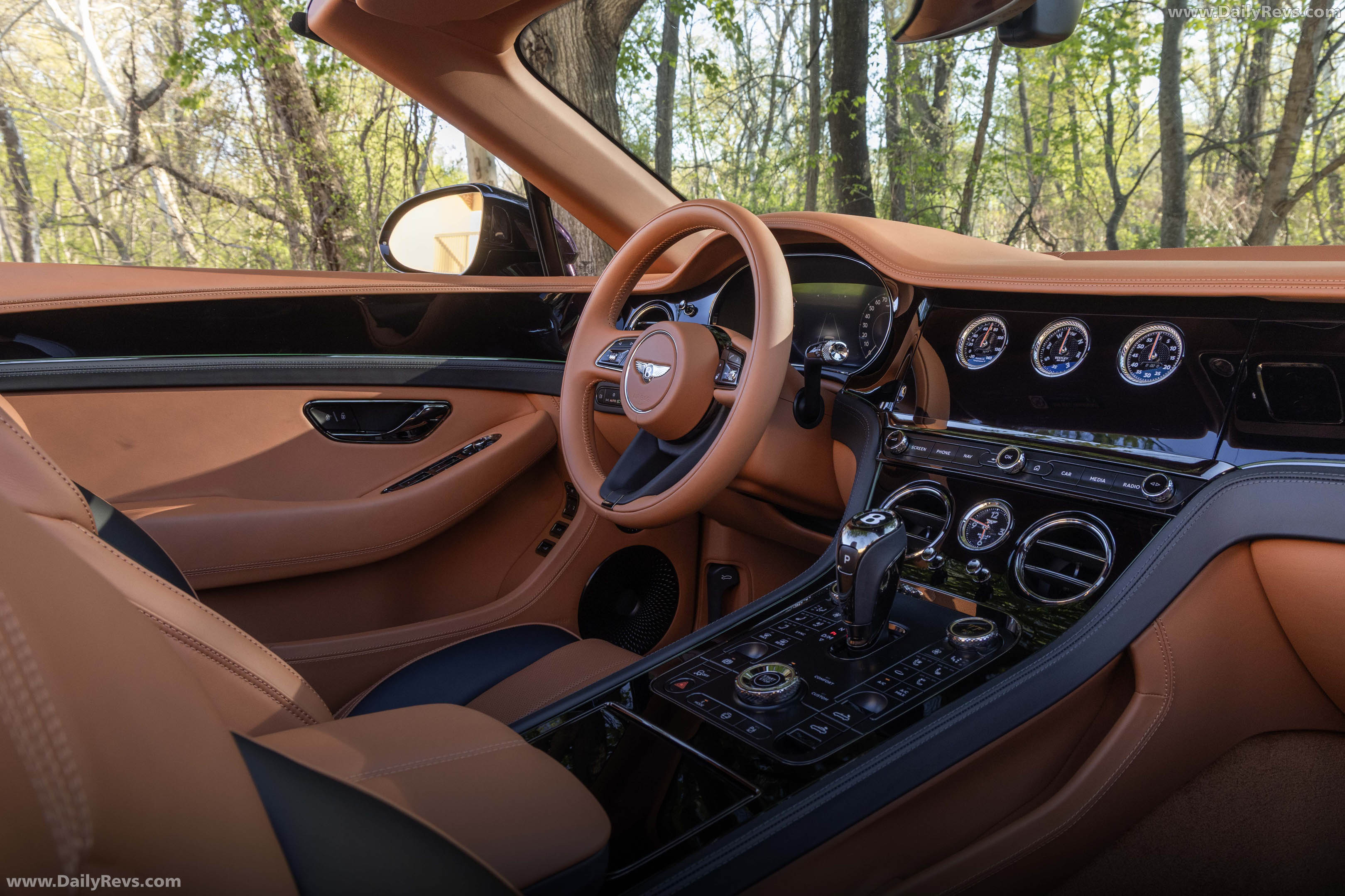 2027 Bentley Continental GTC S Barnato Interior