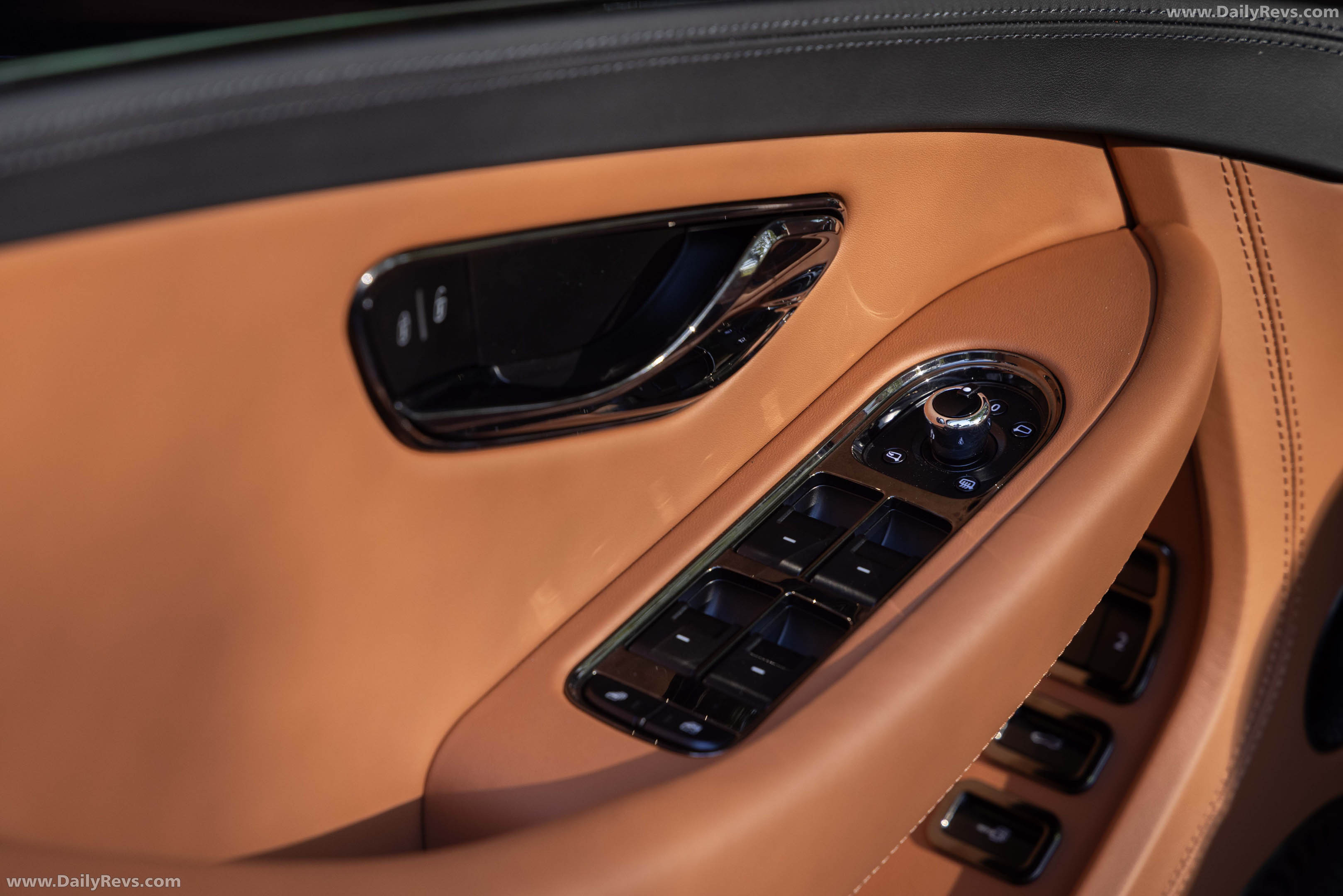 2027 Bentley Continental GTC S Barnato Interior