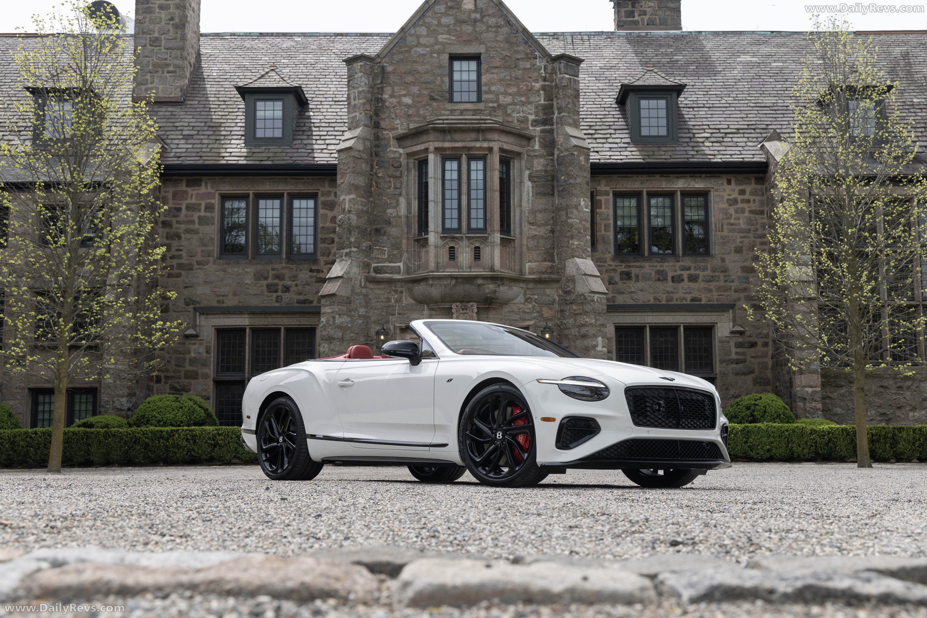 2027 Bentley Continental GTC S Glacier White Front View