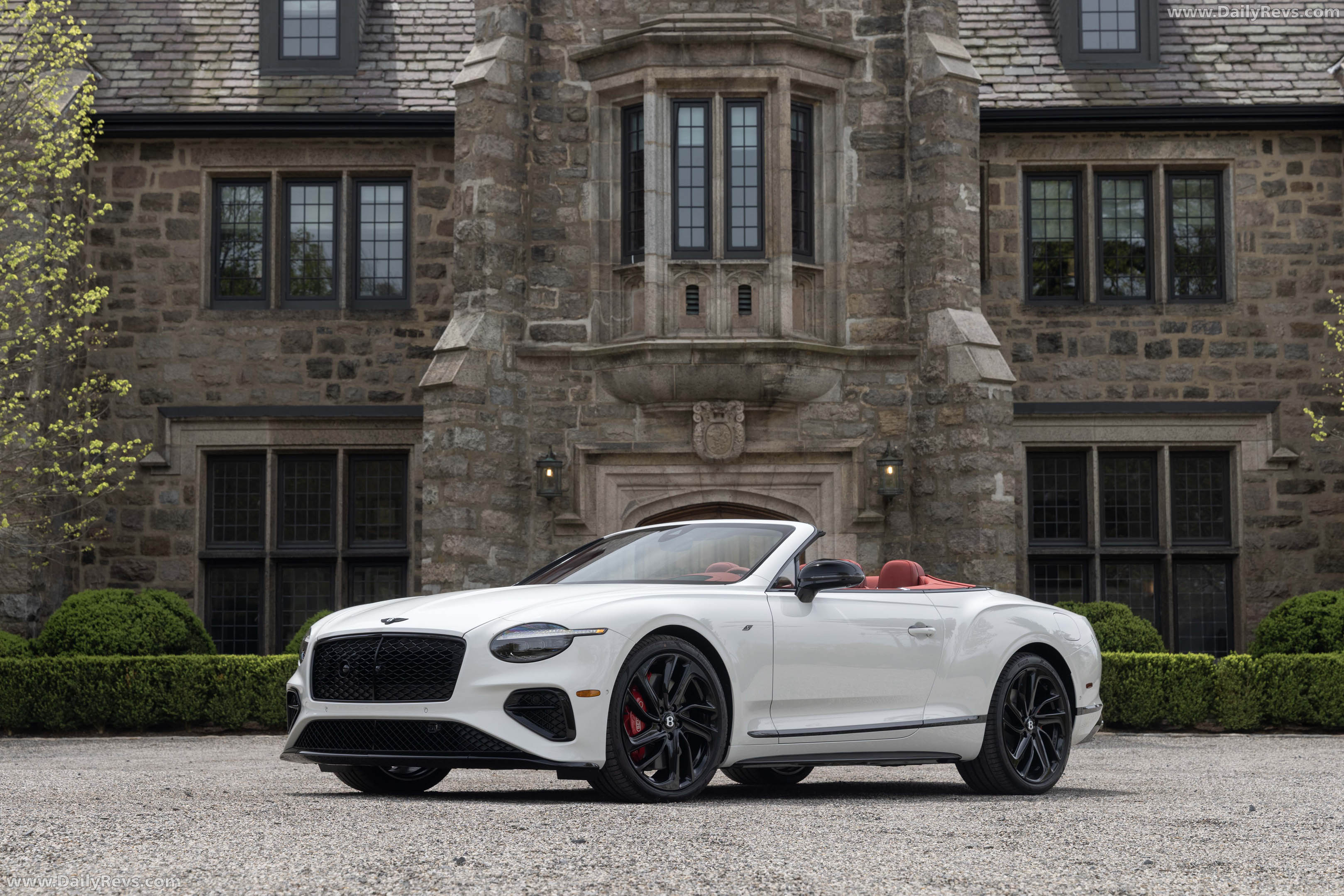 2027 Bentley Continental GTC S Glacier White Front View