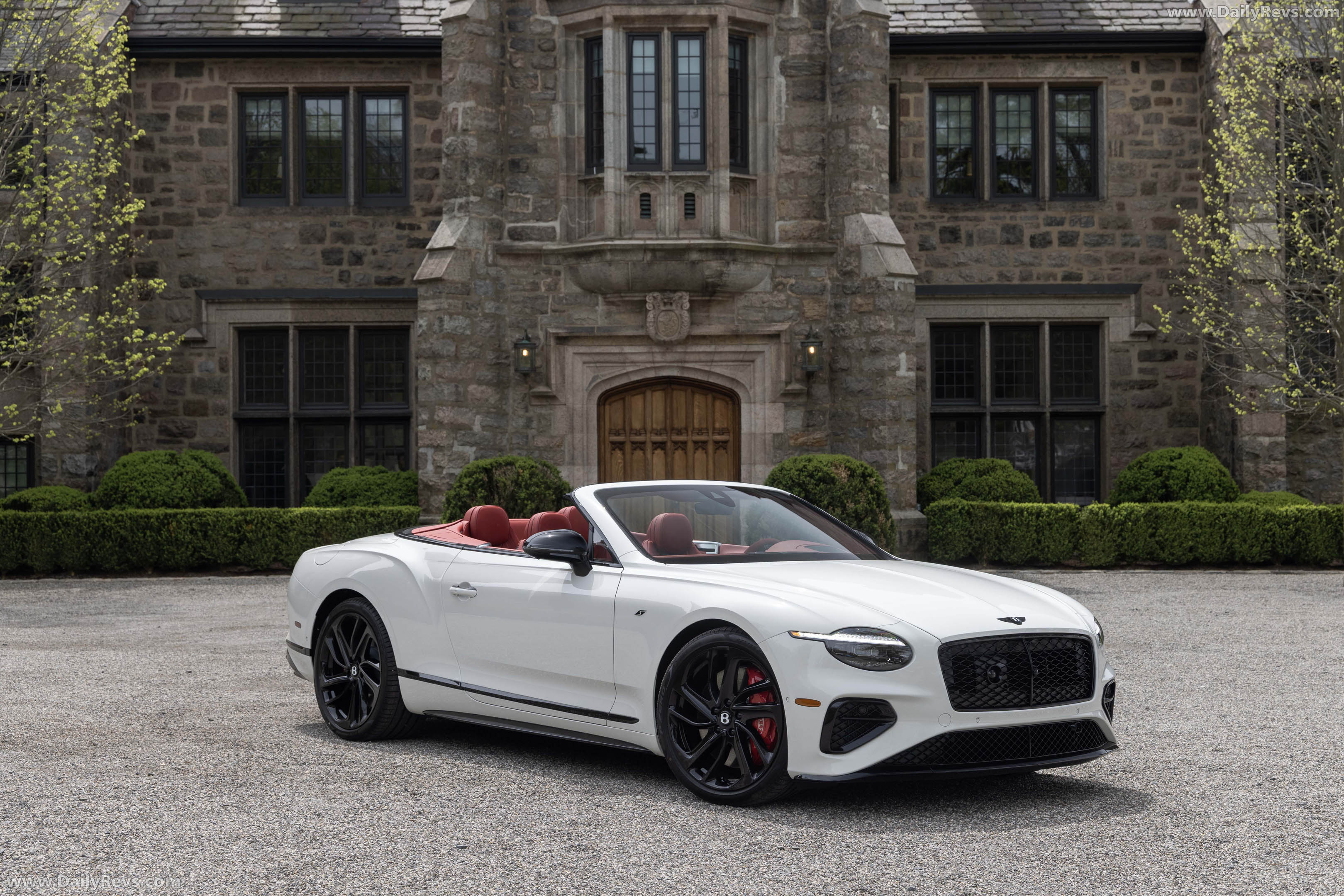 2027 Bentley Continental GTC S Glacier White Front View
