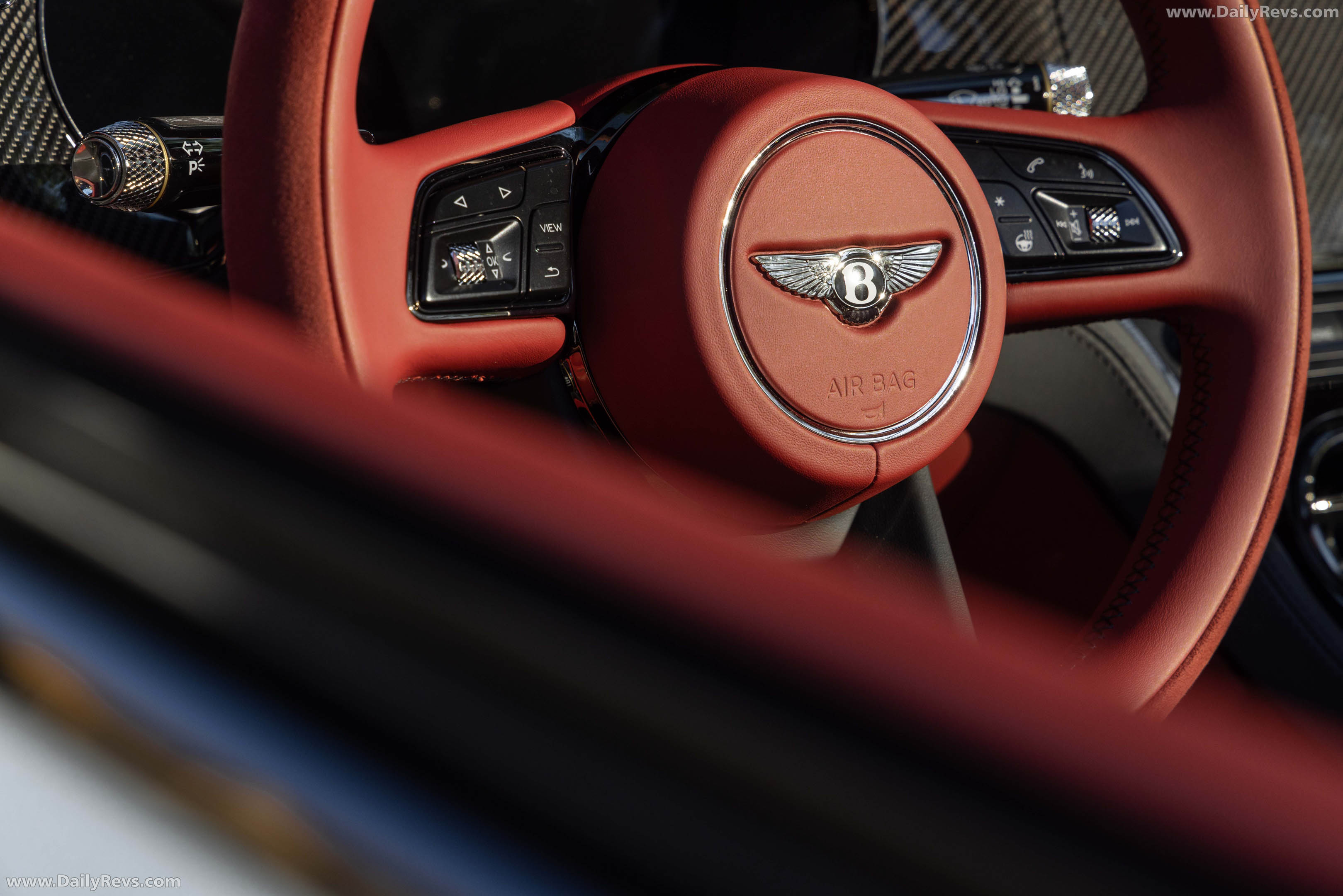 2027 Bentley Continental GTC S Glacier White Interior