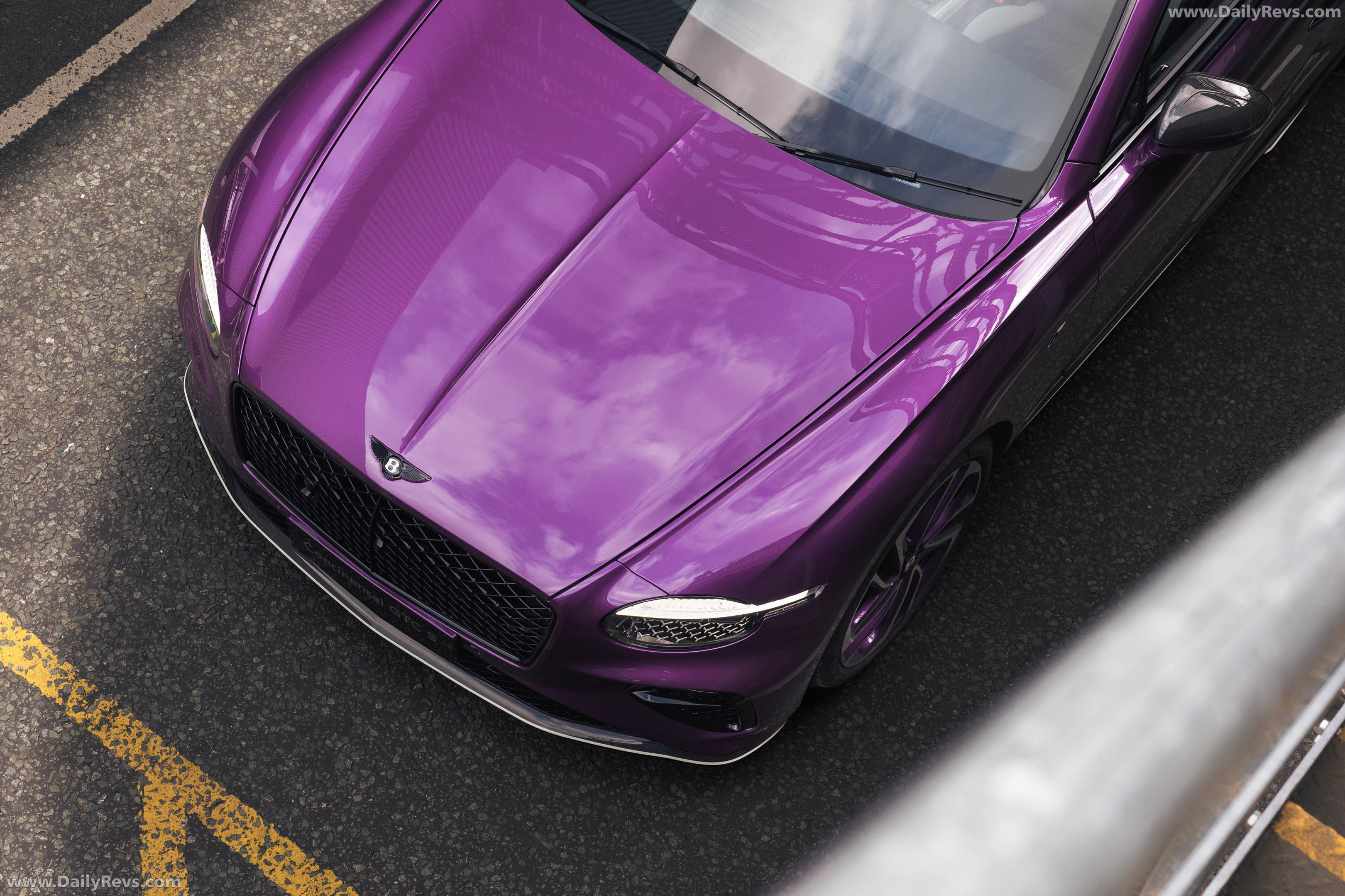 2027 Bentley Continental GTC 80 years Exterior