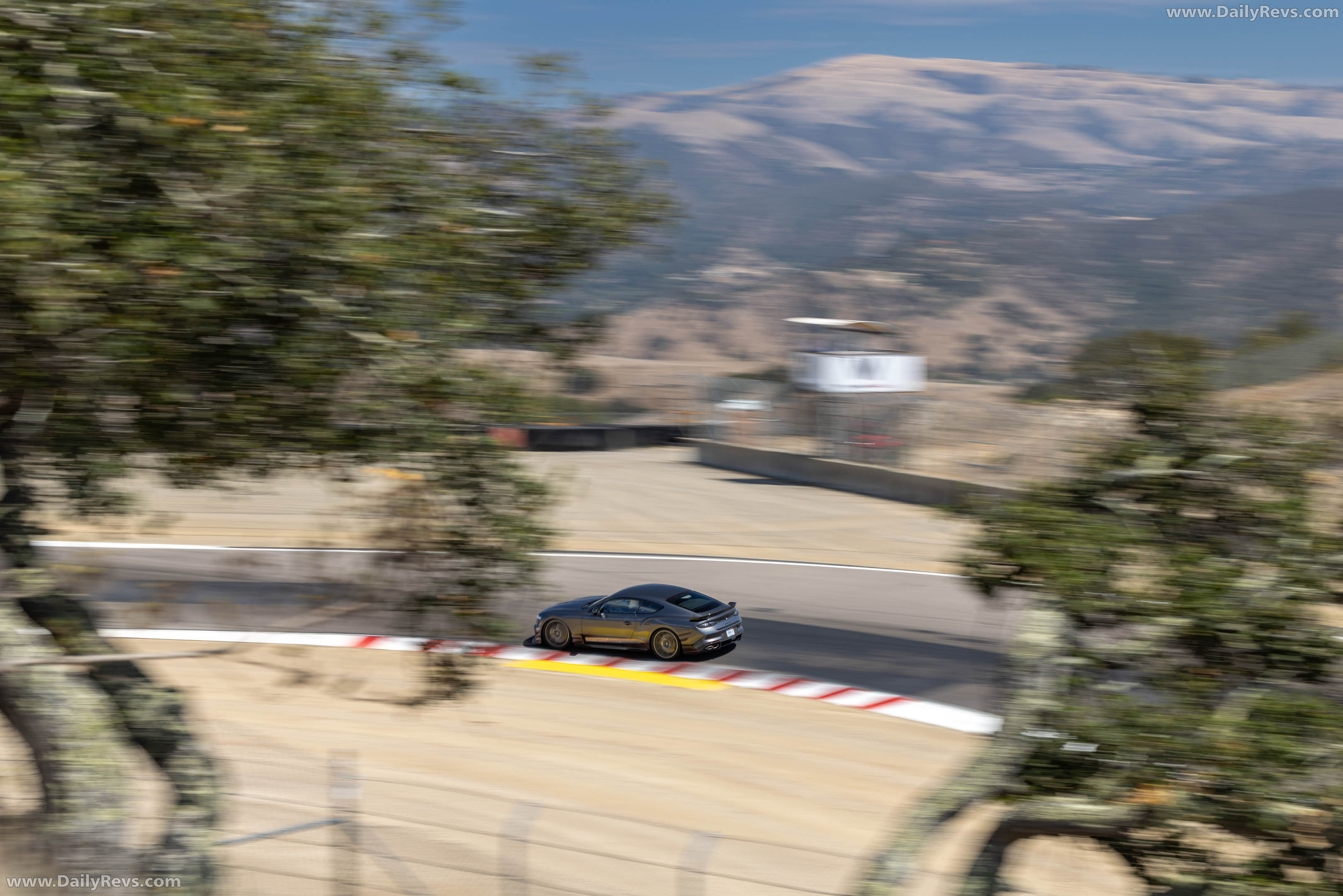 2027 Bentley Supersports Anthracite Top View