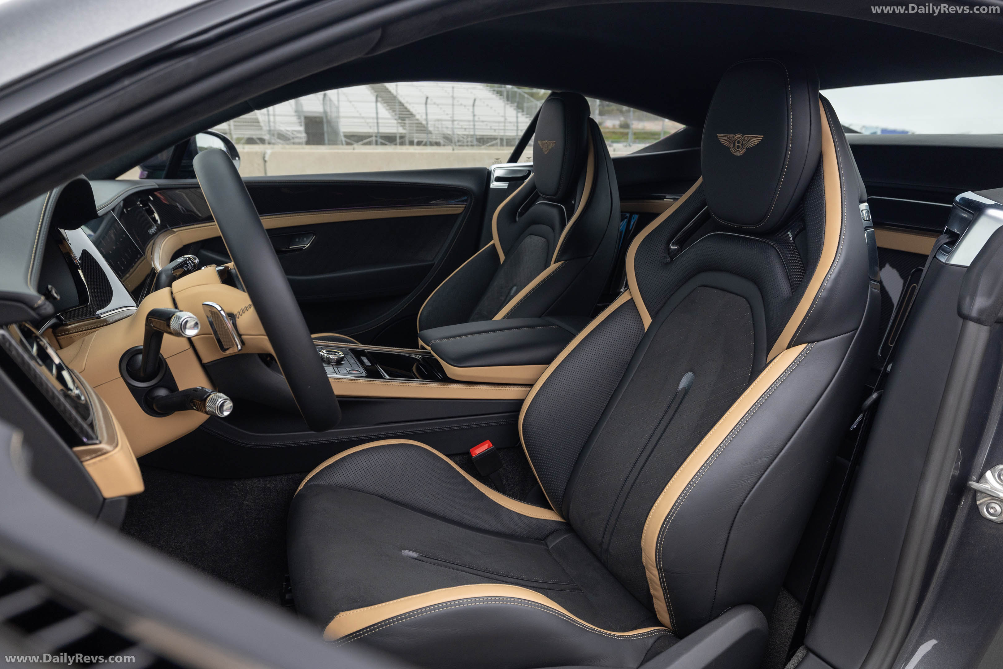 2027 Bentley Supersports Anthracite Interior