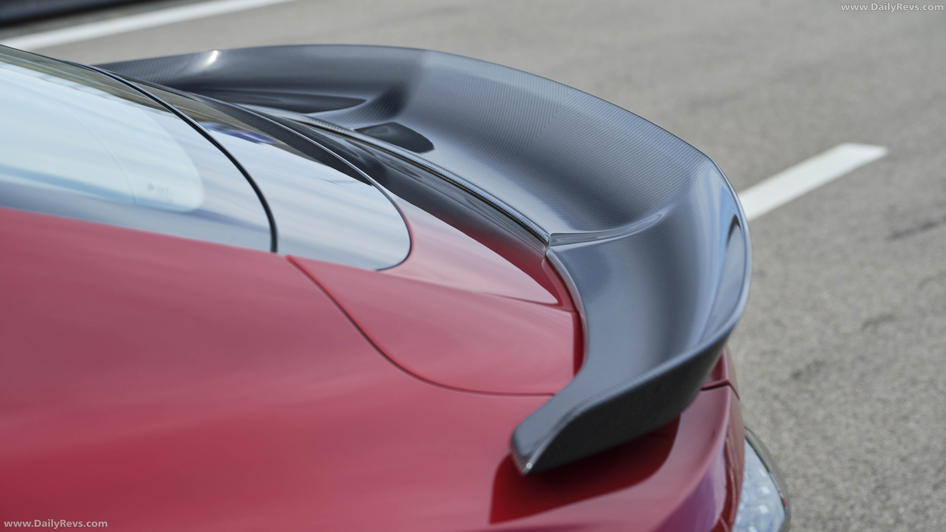 2027 Bentley Supersports Dragon Red Exterior