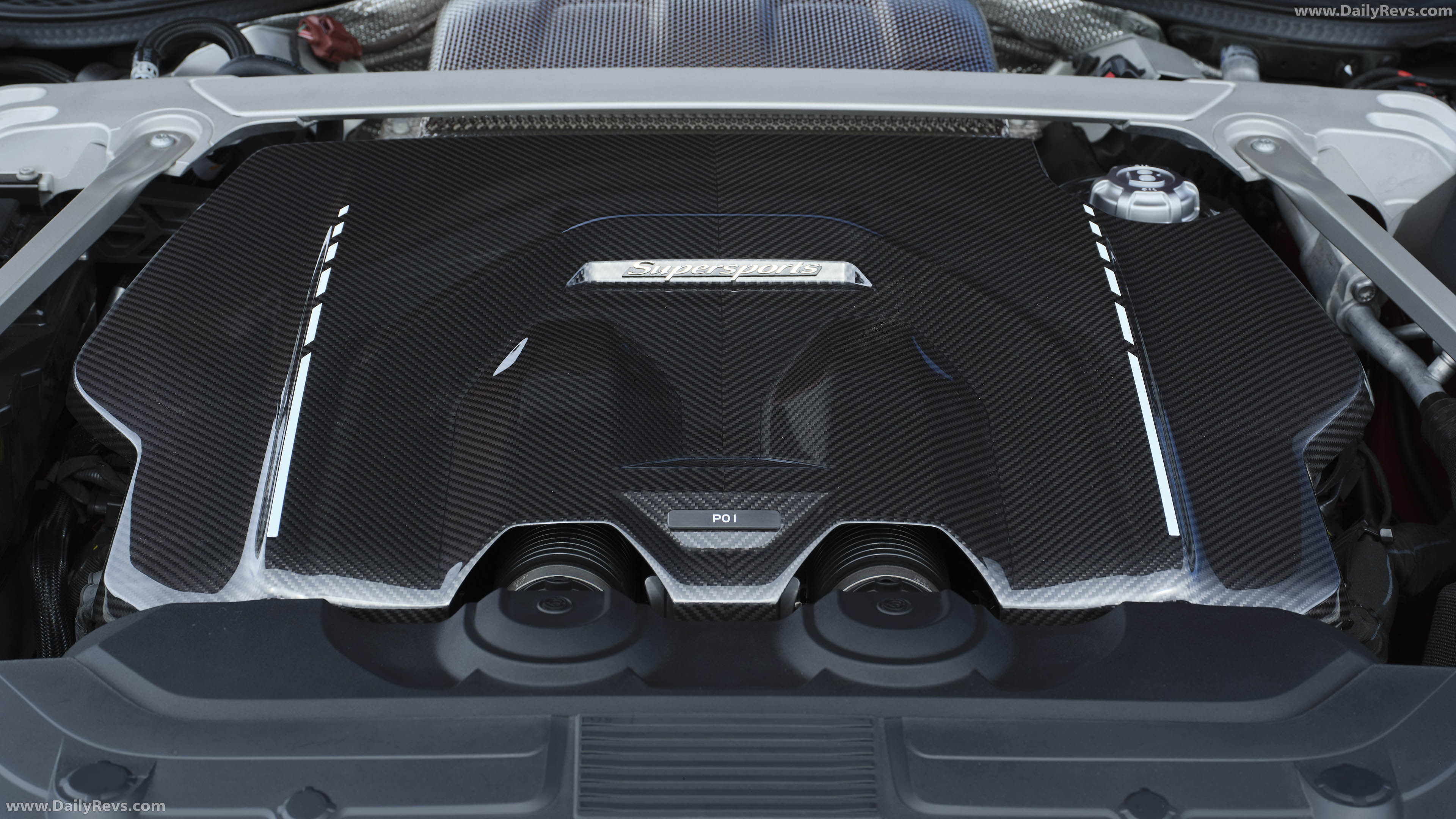 2027 Bentley Supersports Dragon Red Engine