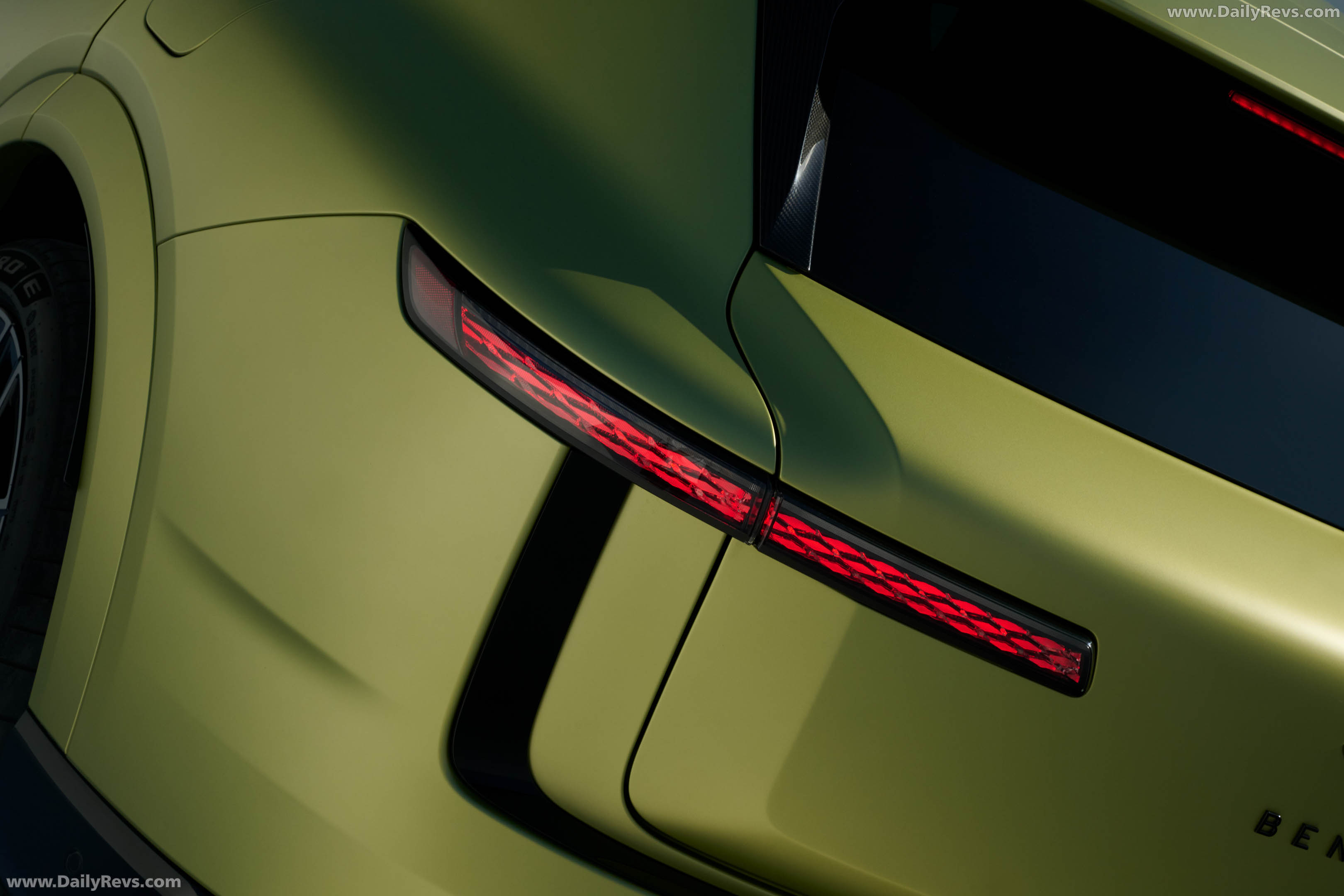 2028 Bentley Torcal Exterior