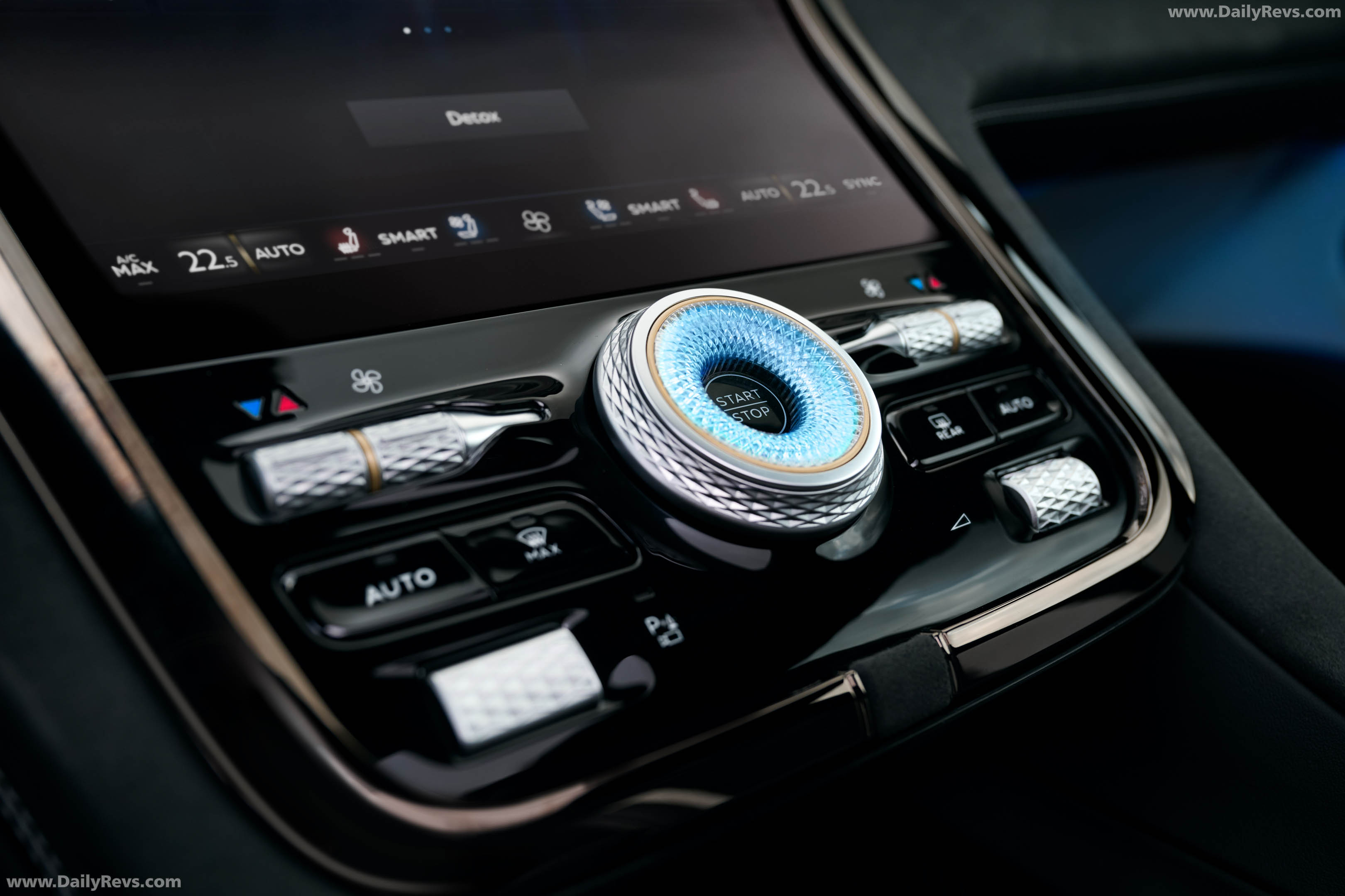 2028 Bentley Torcal Interior