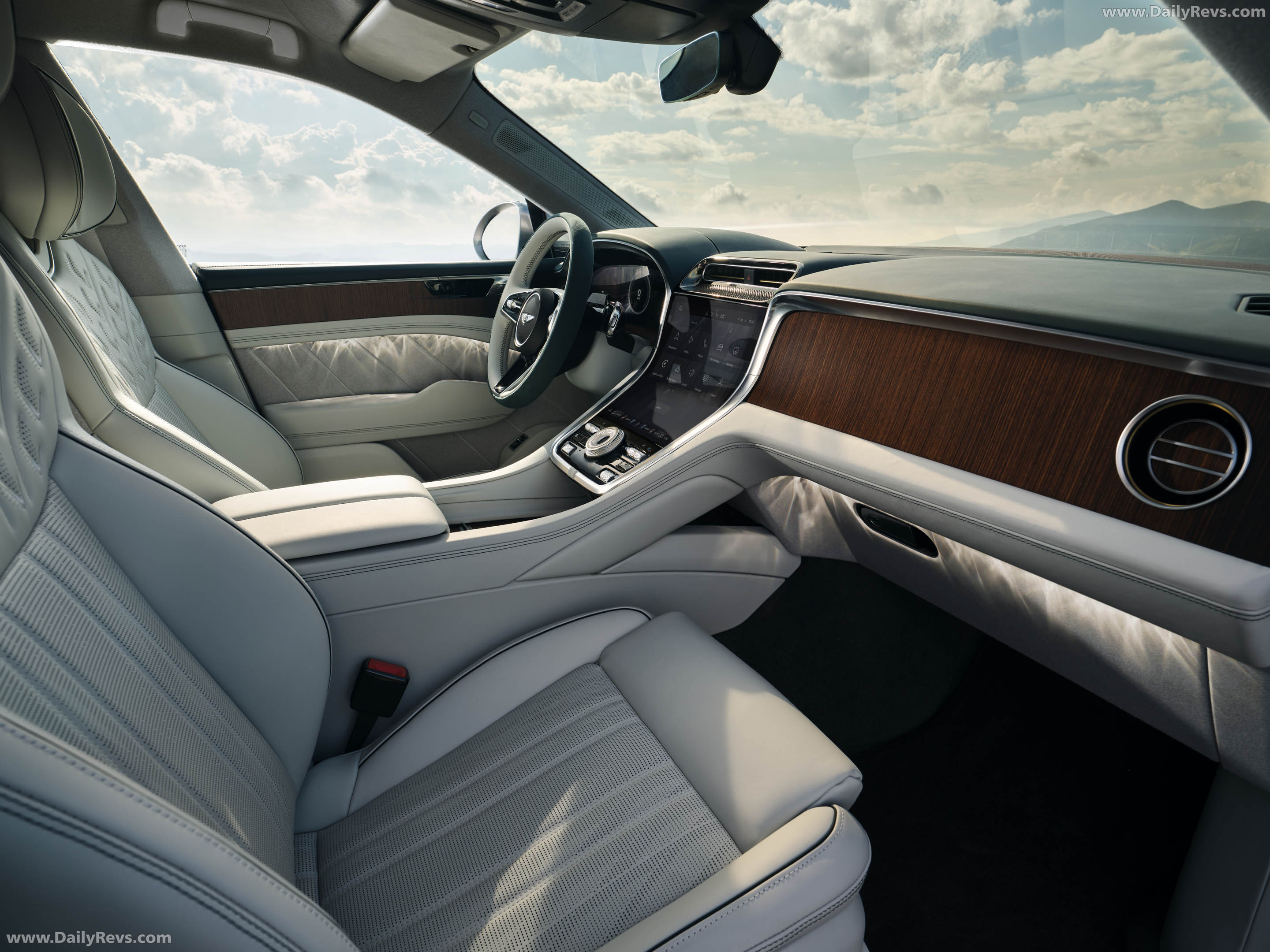 2028 Bentley Torcal Interior