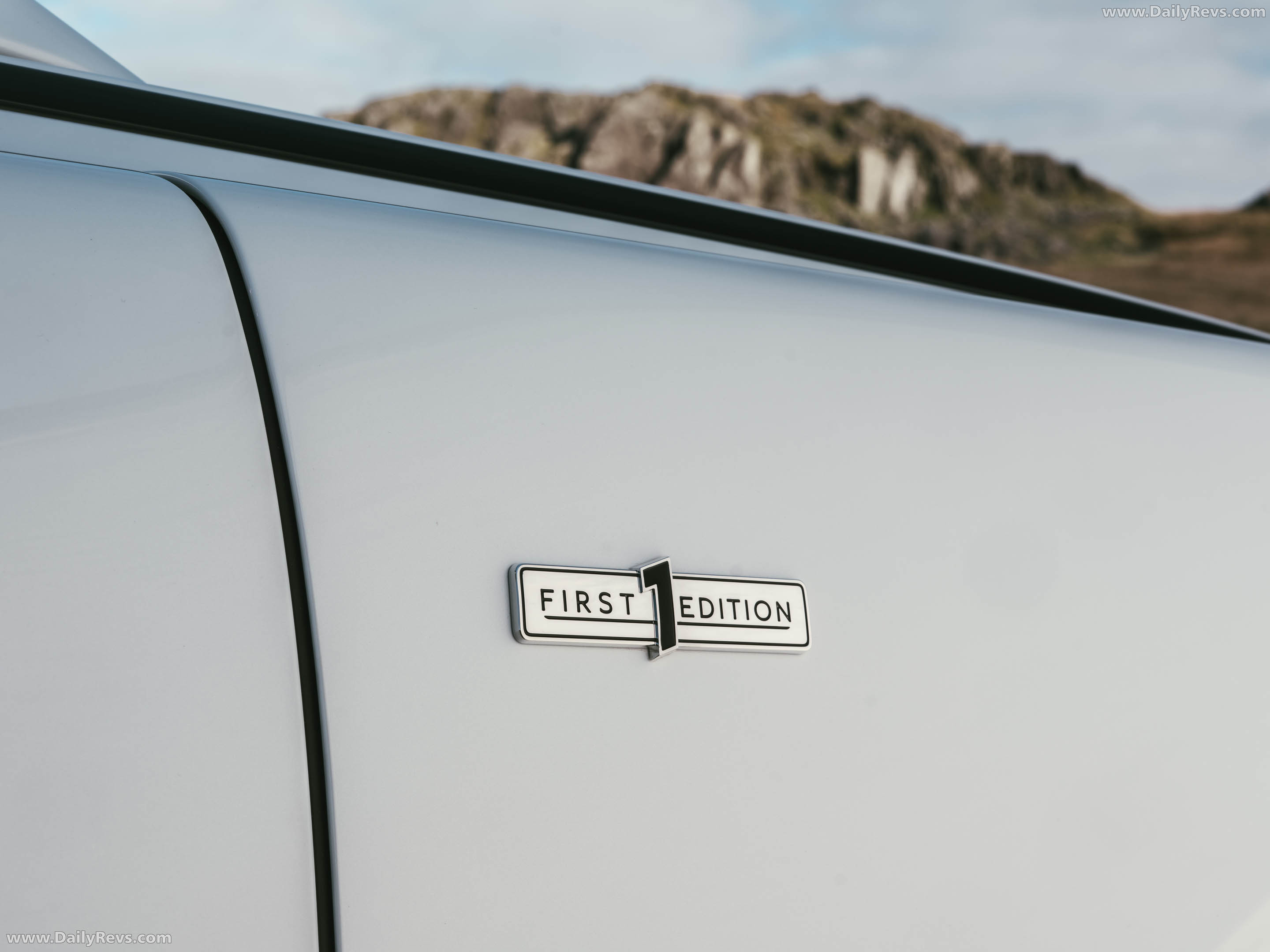 2027 Bentley Torcal First Edition Exterior
