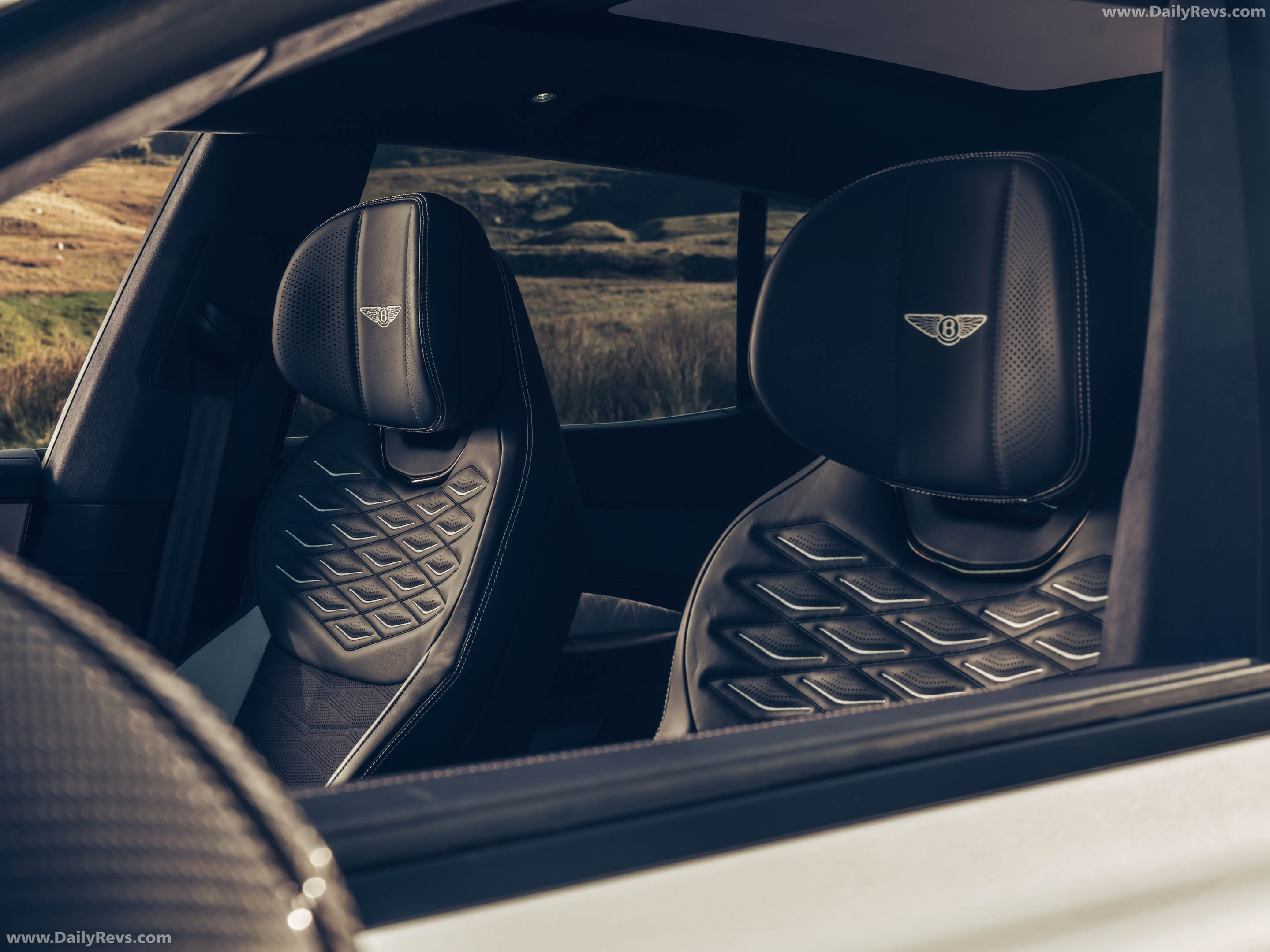 2027 Bentley Torcal First Edition Interior