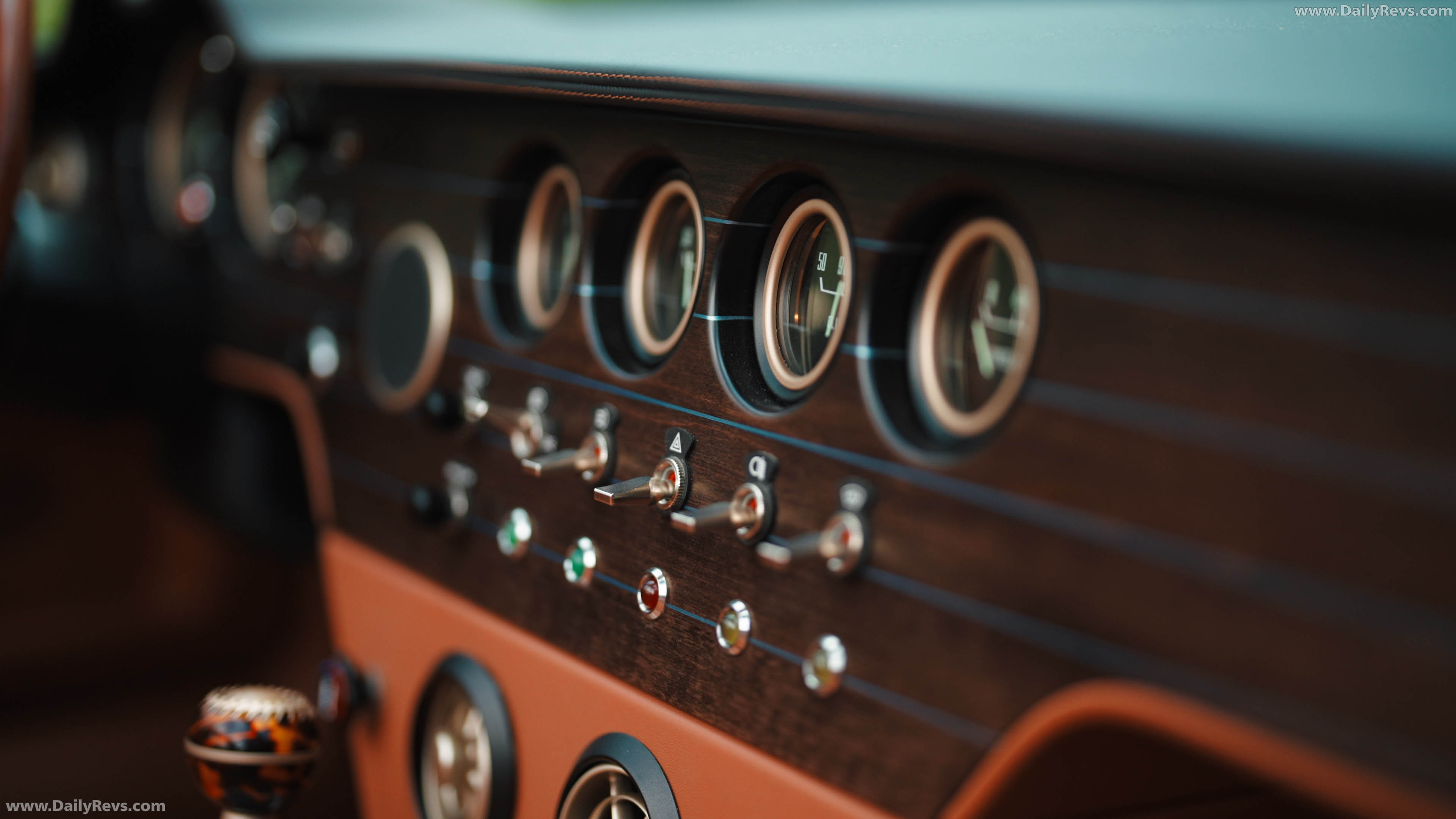 2026 Bizzarrini 5300 Aperta Lusso Interior