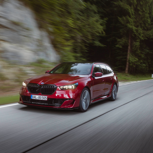 2027 Bovensiepen 05 GT Fire Red Front View