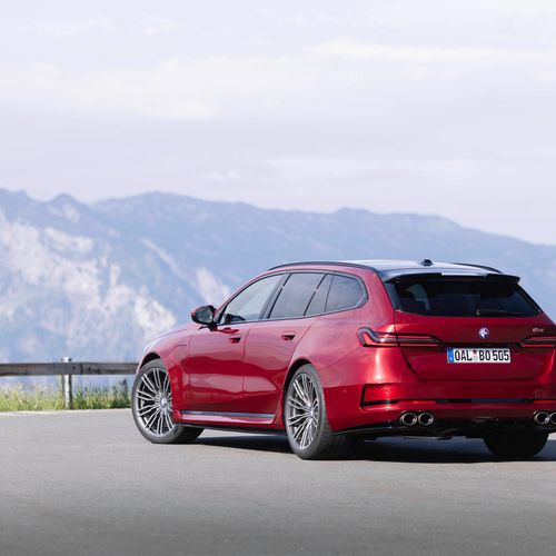 2027 Bovensiepen 05 GT Fire Red Rear View