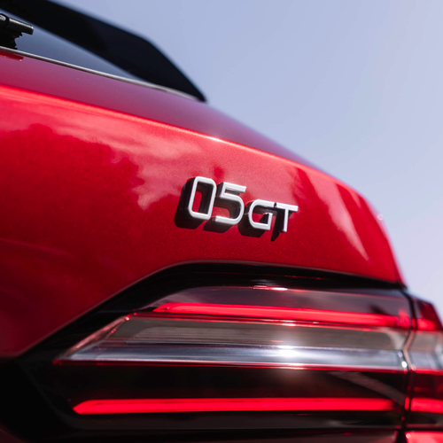 2027 Bovensiepen 05 GT Fire Red Exterior