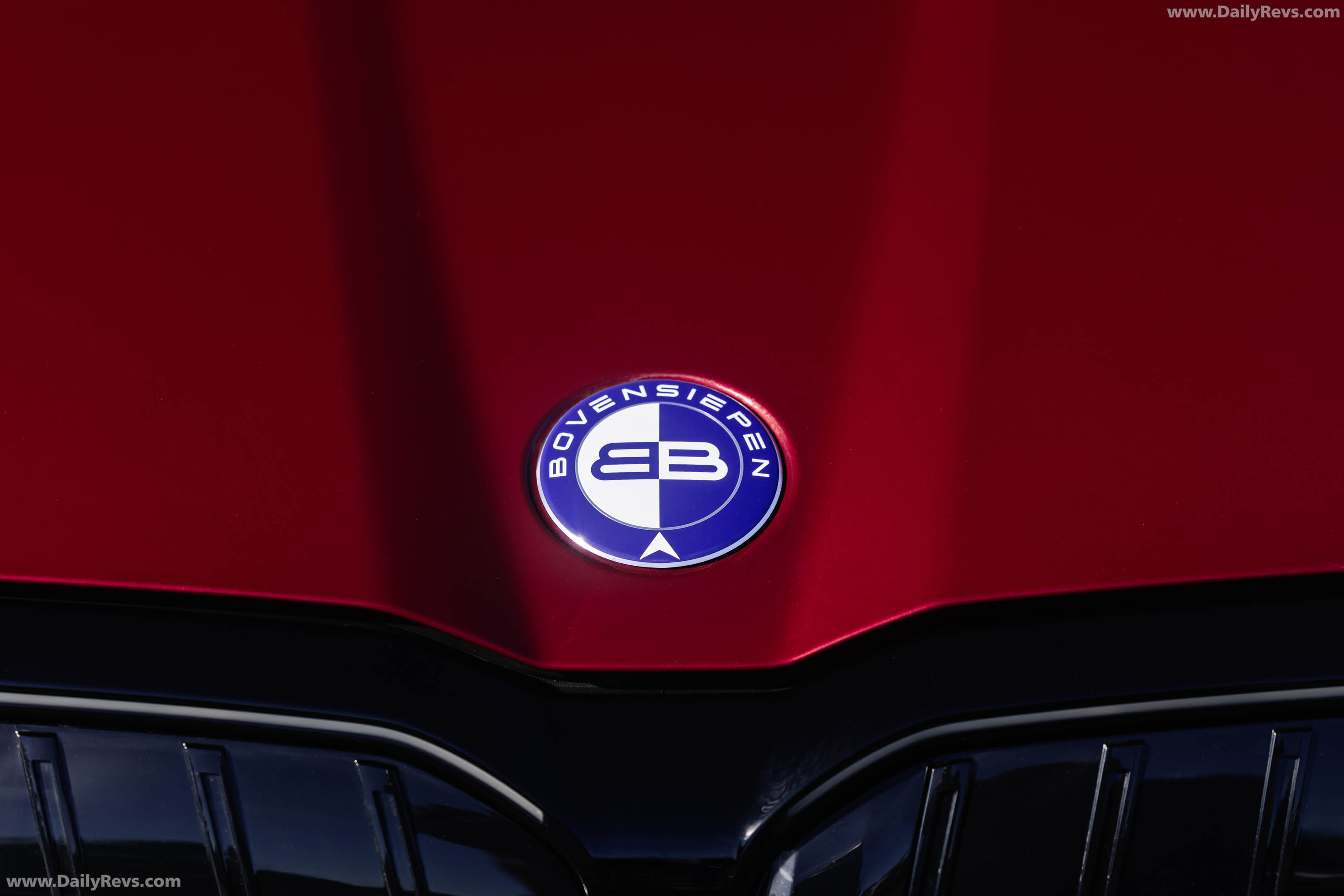 2027 Bovensiepen 05 GT Fire Red Exterior