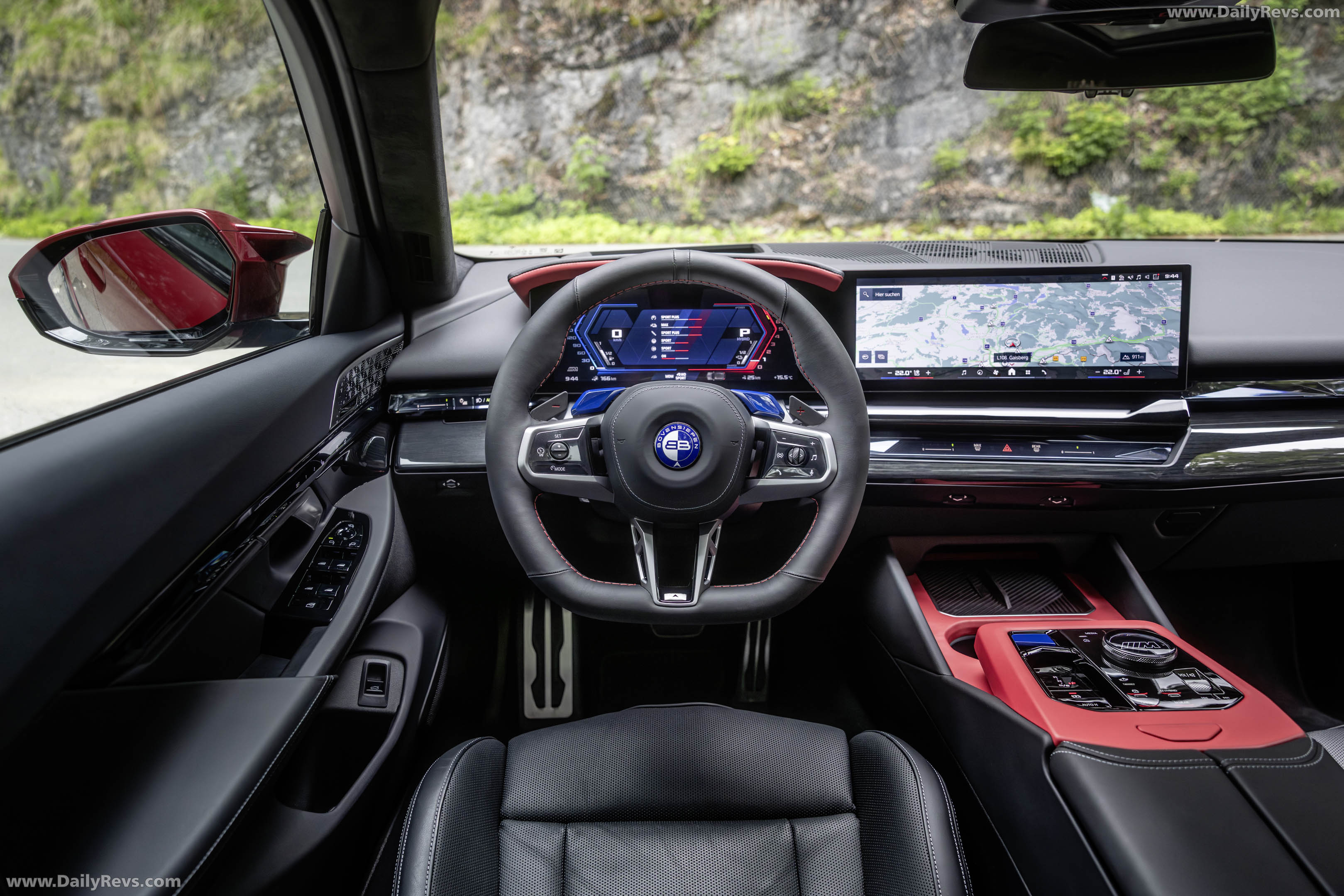 2027 Bovensiepen 05 GT Fire Red Interior